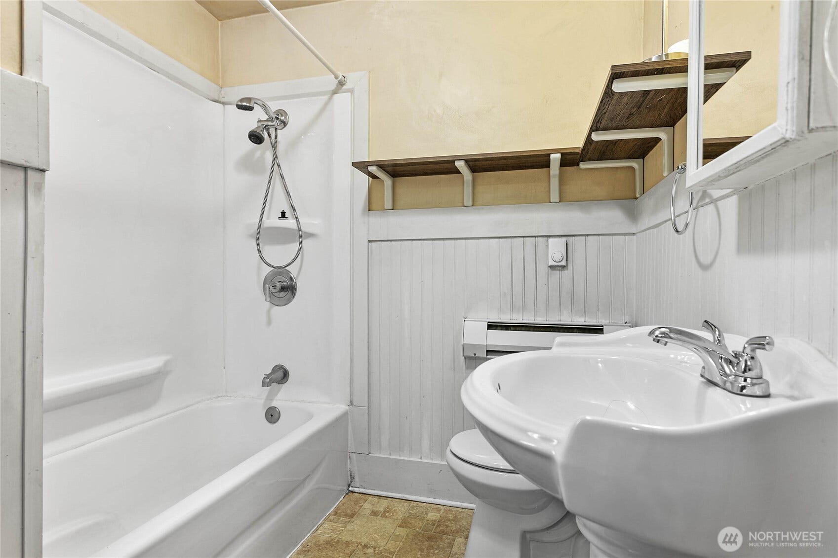1405 Halleck Street, Bellingham, WA 98225 1405 Halleck Street, Bellingham, WA 98225