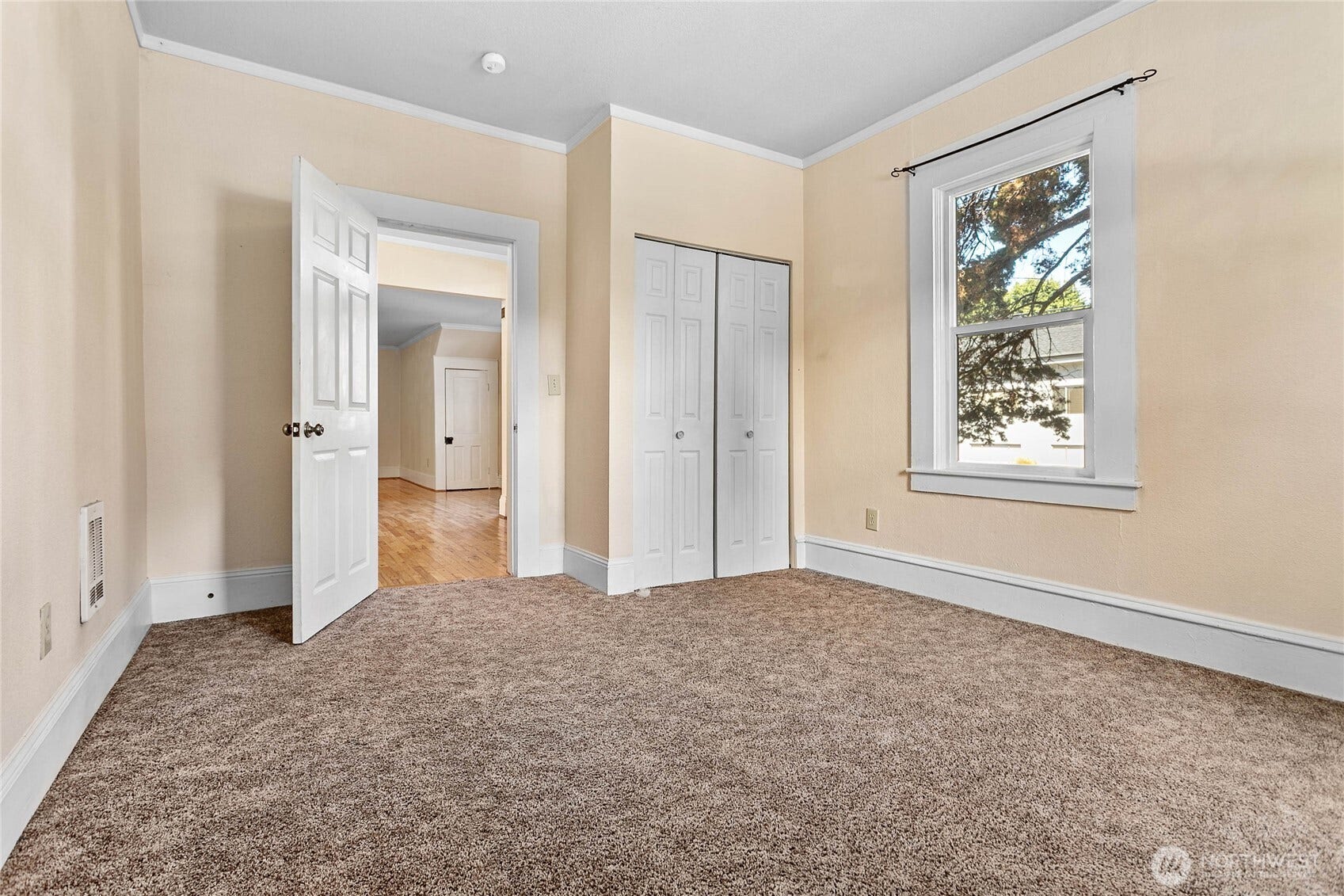 1405 Halleck Street, Bellingham, WA 98225 1405 Halleck Street, Bellingham, WA 98225