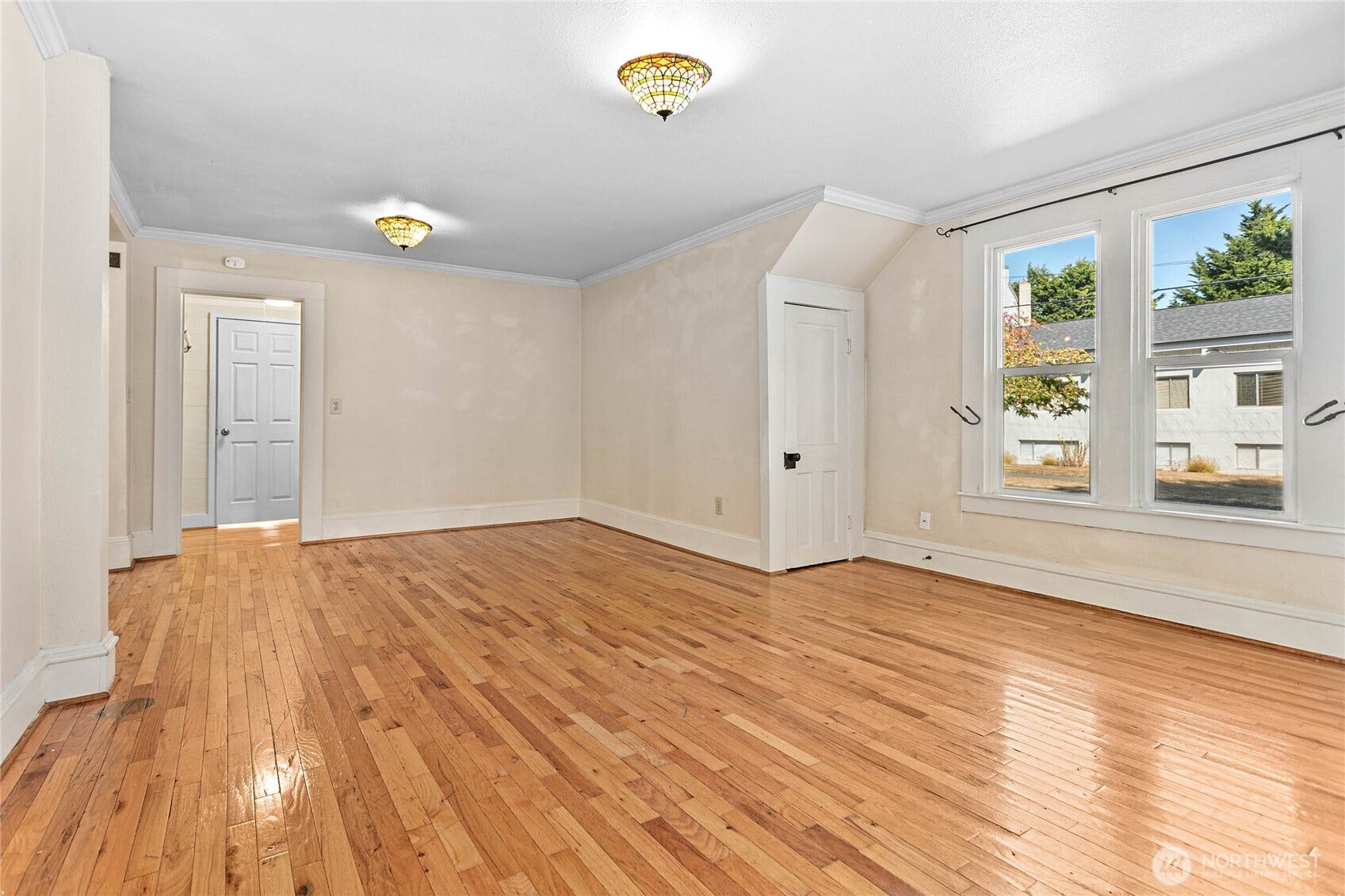1405 Halleck Street, Bellingham, WA 98225 1405 Halleck Street, Bellingham, WA 98225