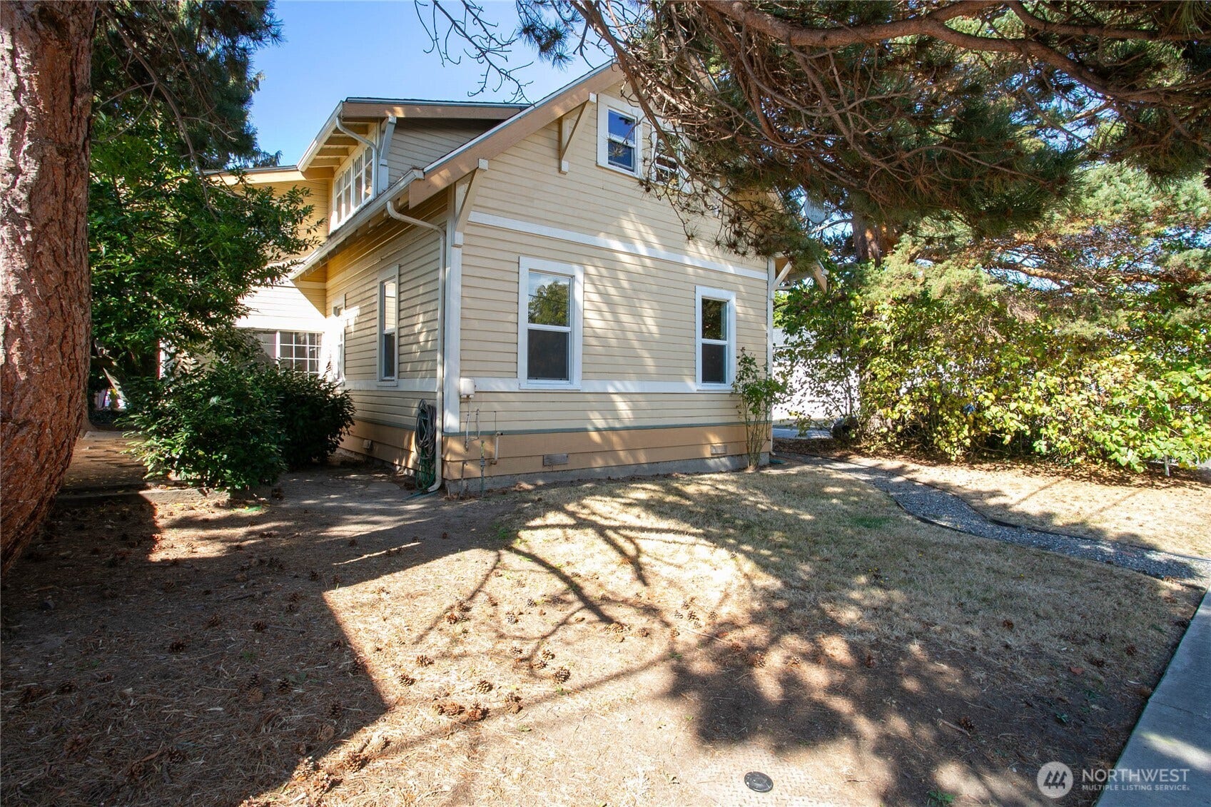 1405 Halleck Street, Bellingham, WA 98225 1405 Halleck Street, Bellingham, WA 98225