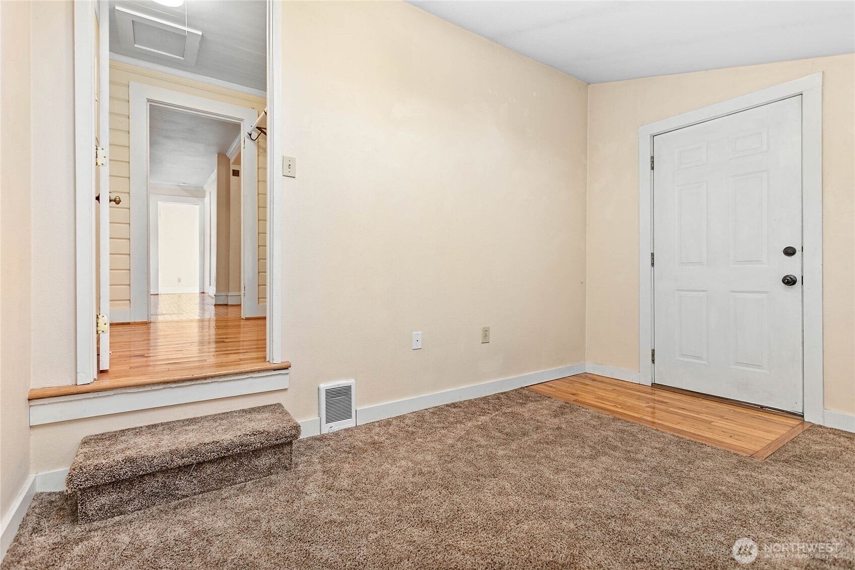 1405 Halleck Street, Bellingham, WA 98225 1405 Halleck Street, Bellingham, WA 98225