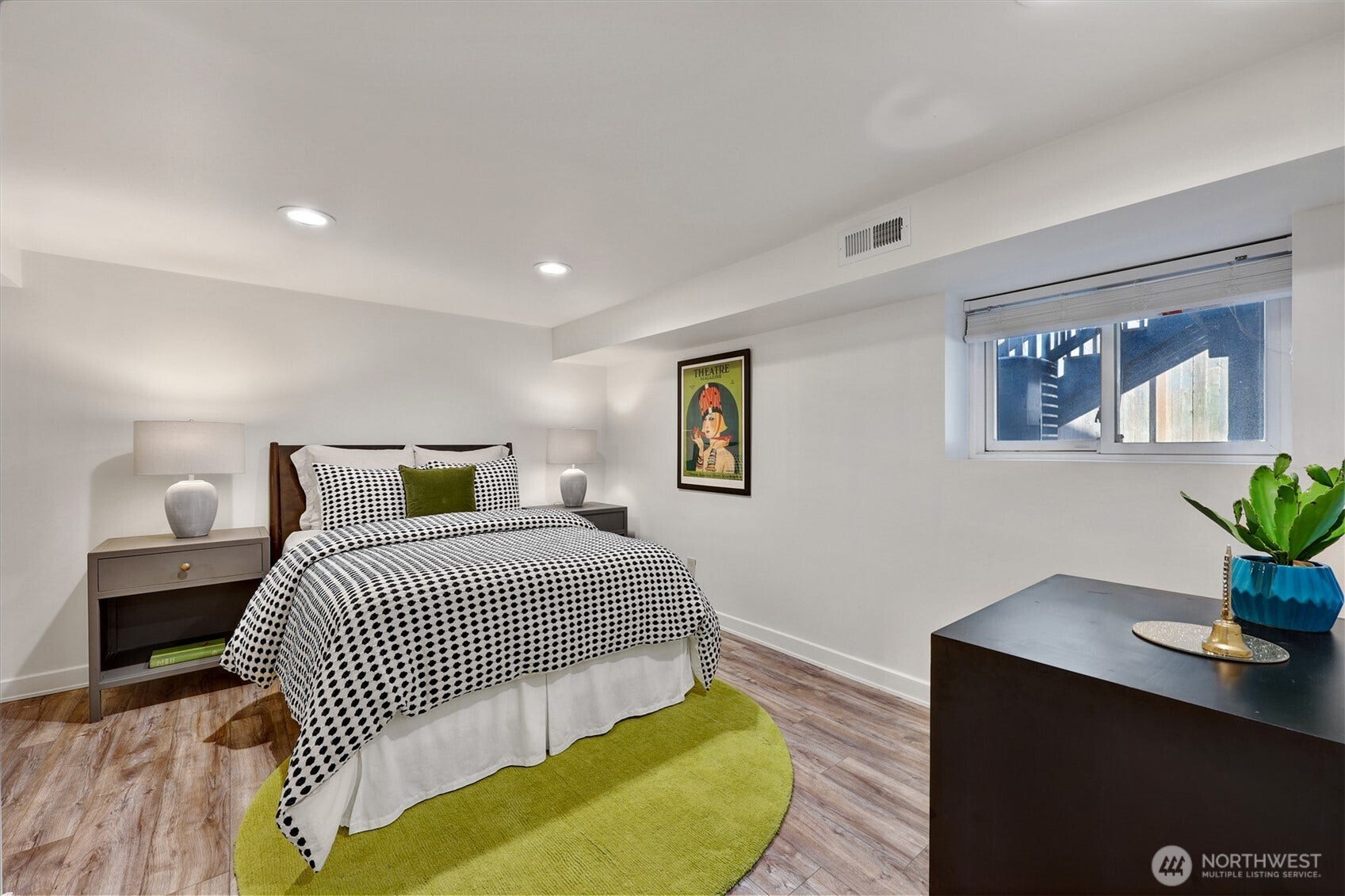2305 NW 85th Street, Seattle, WA 98117