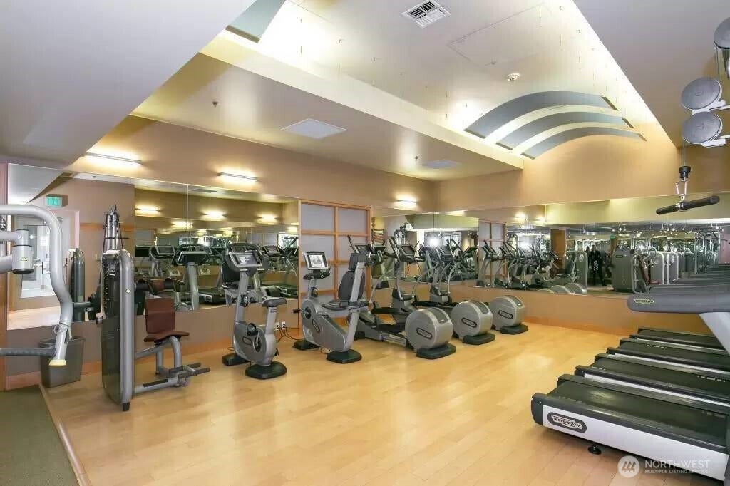 10610 NE 9th Street Pl, #1202, Bellevue, WA 98004 10610 NE 9th Street Pl, #1202, Bellevue, WA 98004