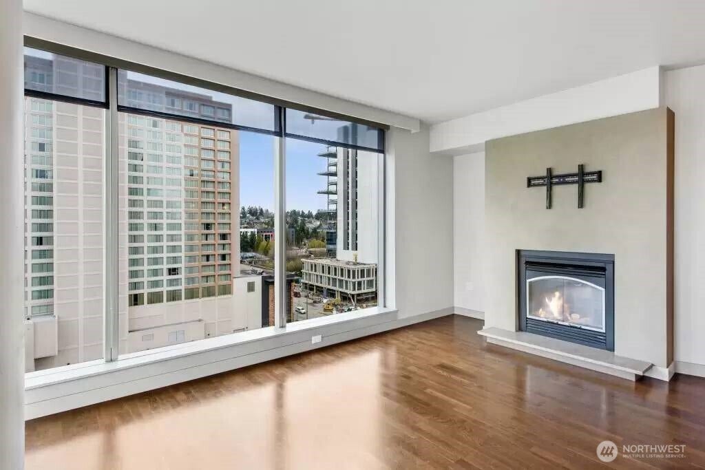 10610 NE 9th Street Pl, #1202, Bellevue, WA 98004 10610 NE 9th Street Pl, #1202, Bellevue, WA 98004