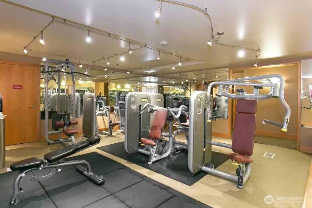 10610 NE 9th Street Pl, #1202, Bellevue, WA 98004 10610 NE 9th Street Pl, #1202, Bellevue, WA 98004