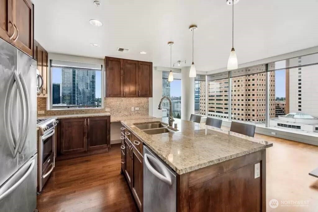 10610 NE 9th Street Pl, #1202, Bellevue, WA 98004 10610 NE 9th Street Pl, #1202, Bellevue, WA 98004