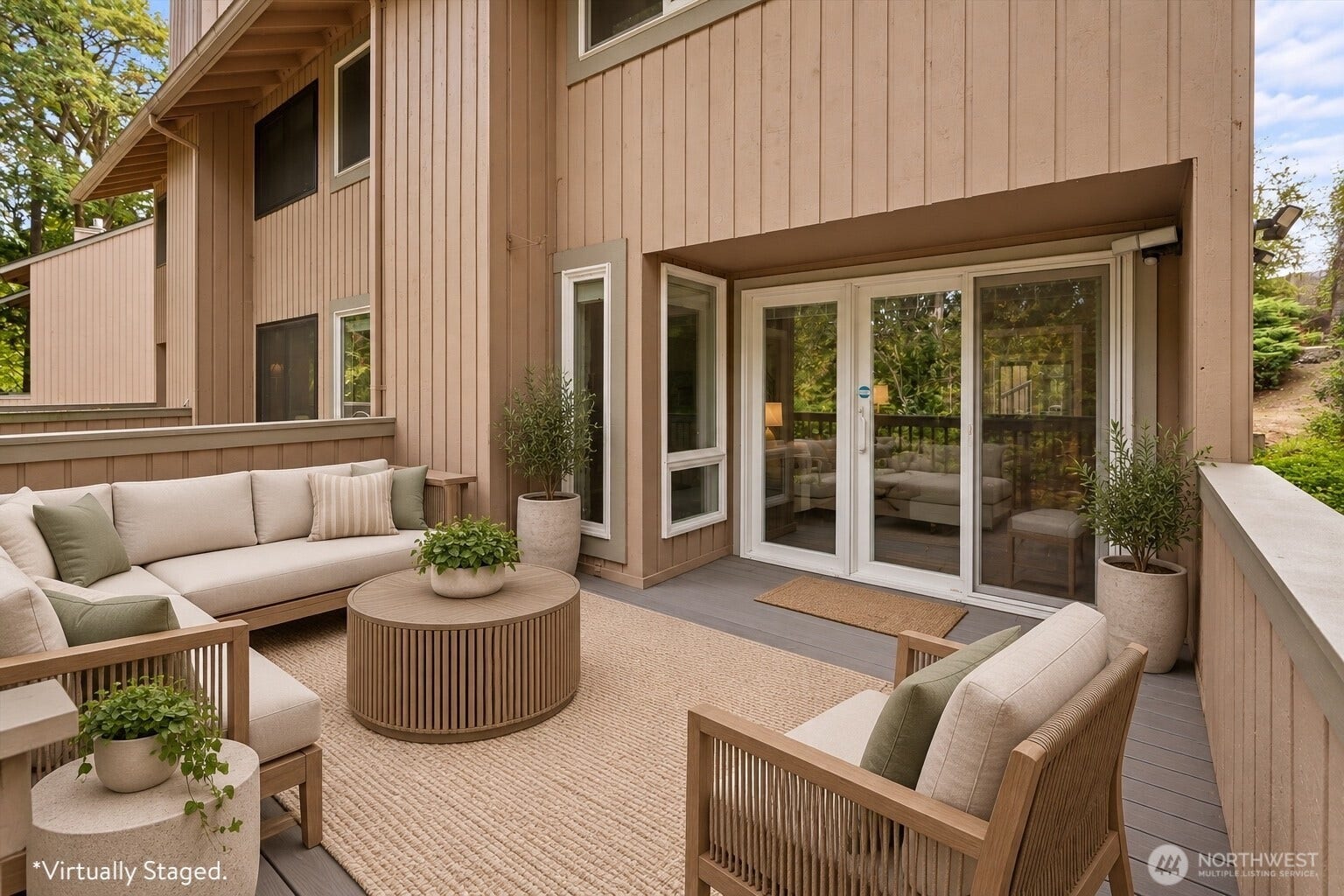 Virtually Staged - Brand new composite decking installed in 2025.