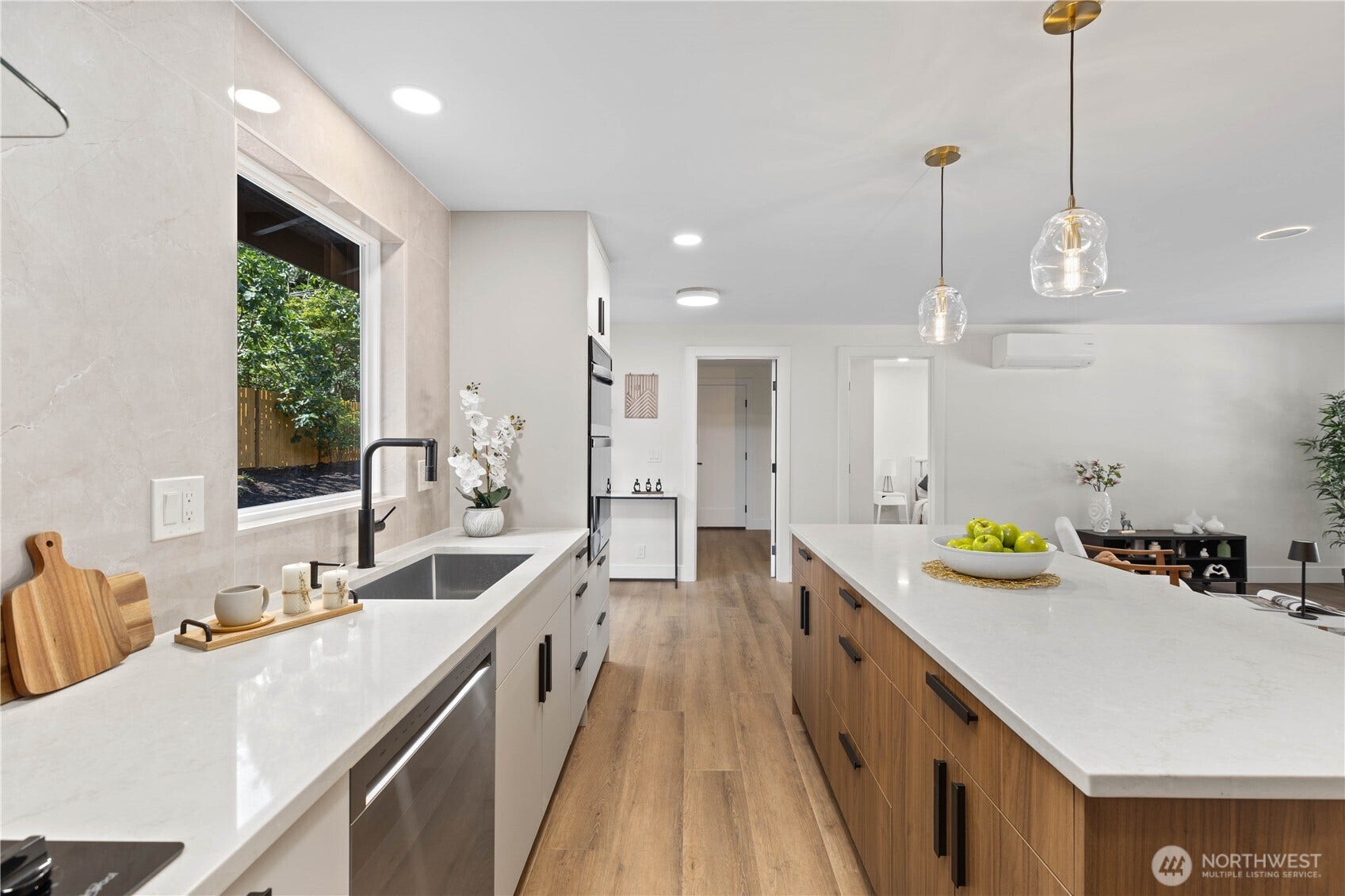 20921 W Richmond Road, Bothell, WA 98021