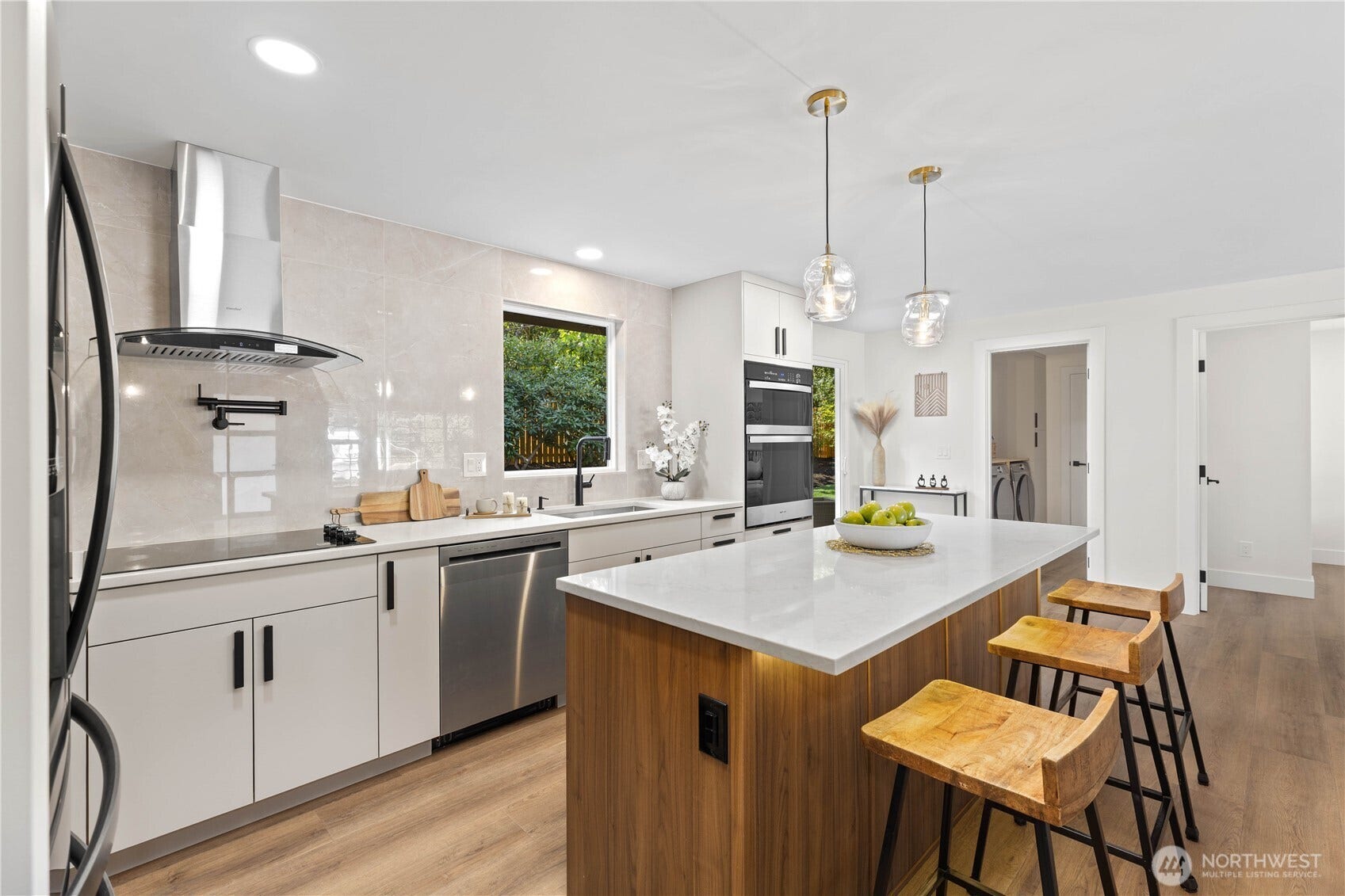 20921 W Richmond Road, Bothell, WA 98021
