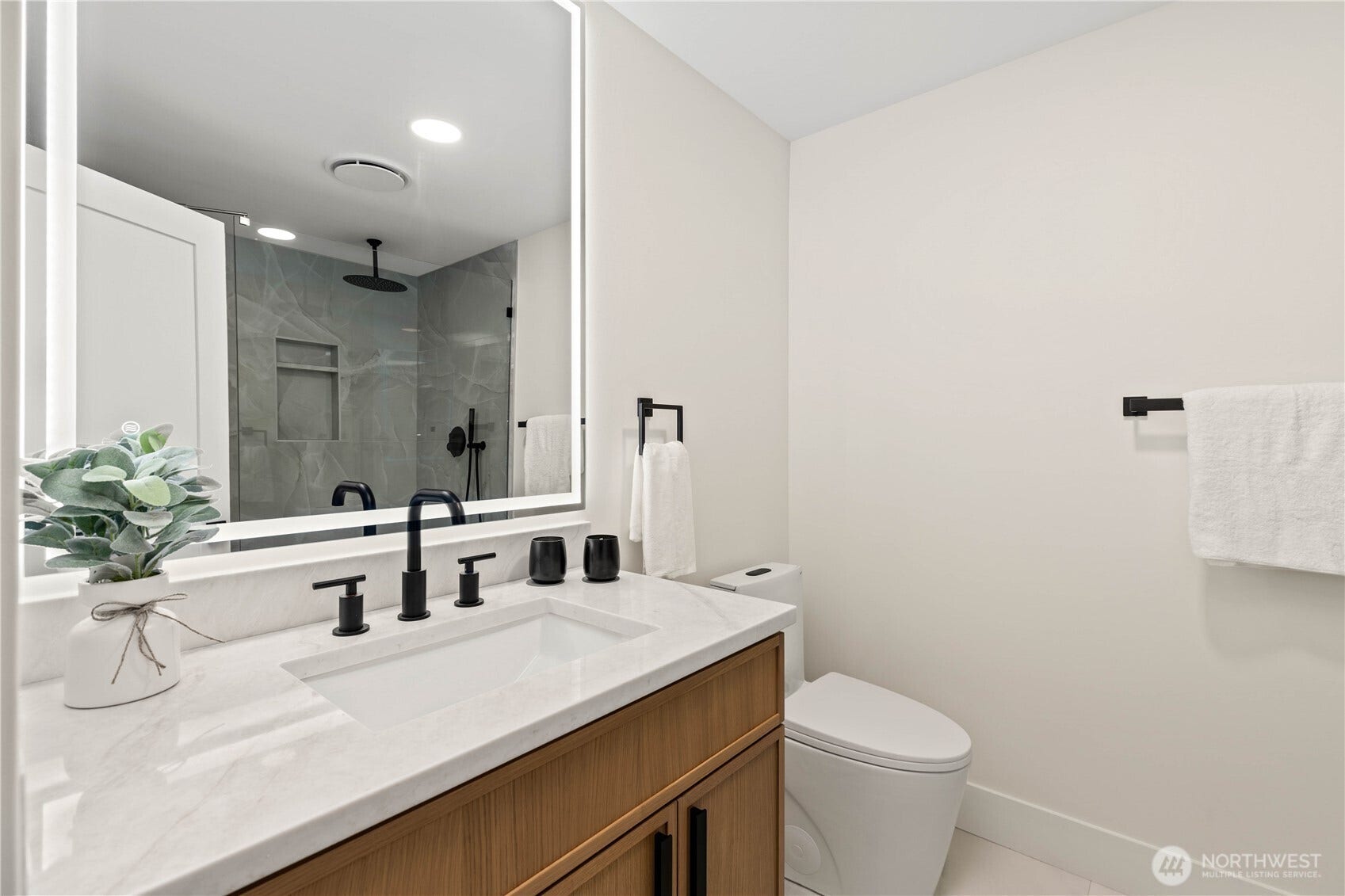20921 W Richmond Road, Bothell, WA 98021