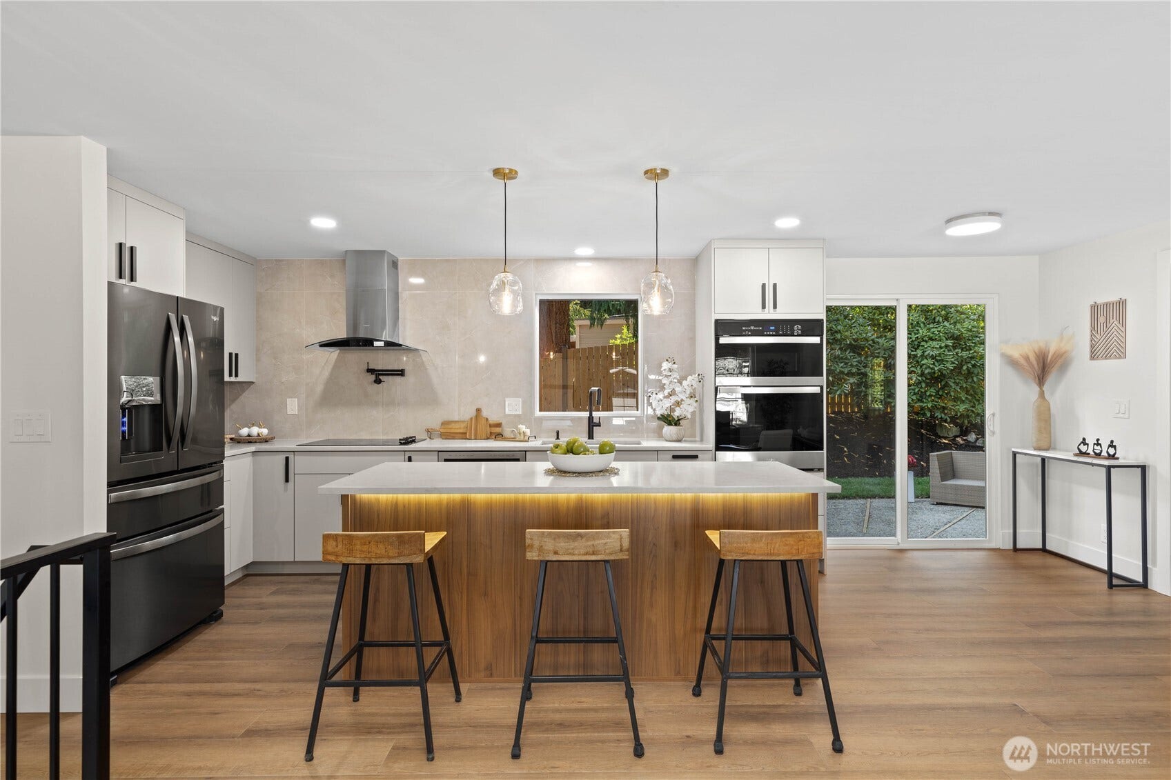 20921 W Richmond Road, Bothell, WA 98021