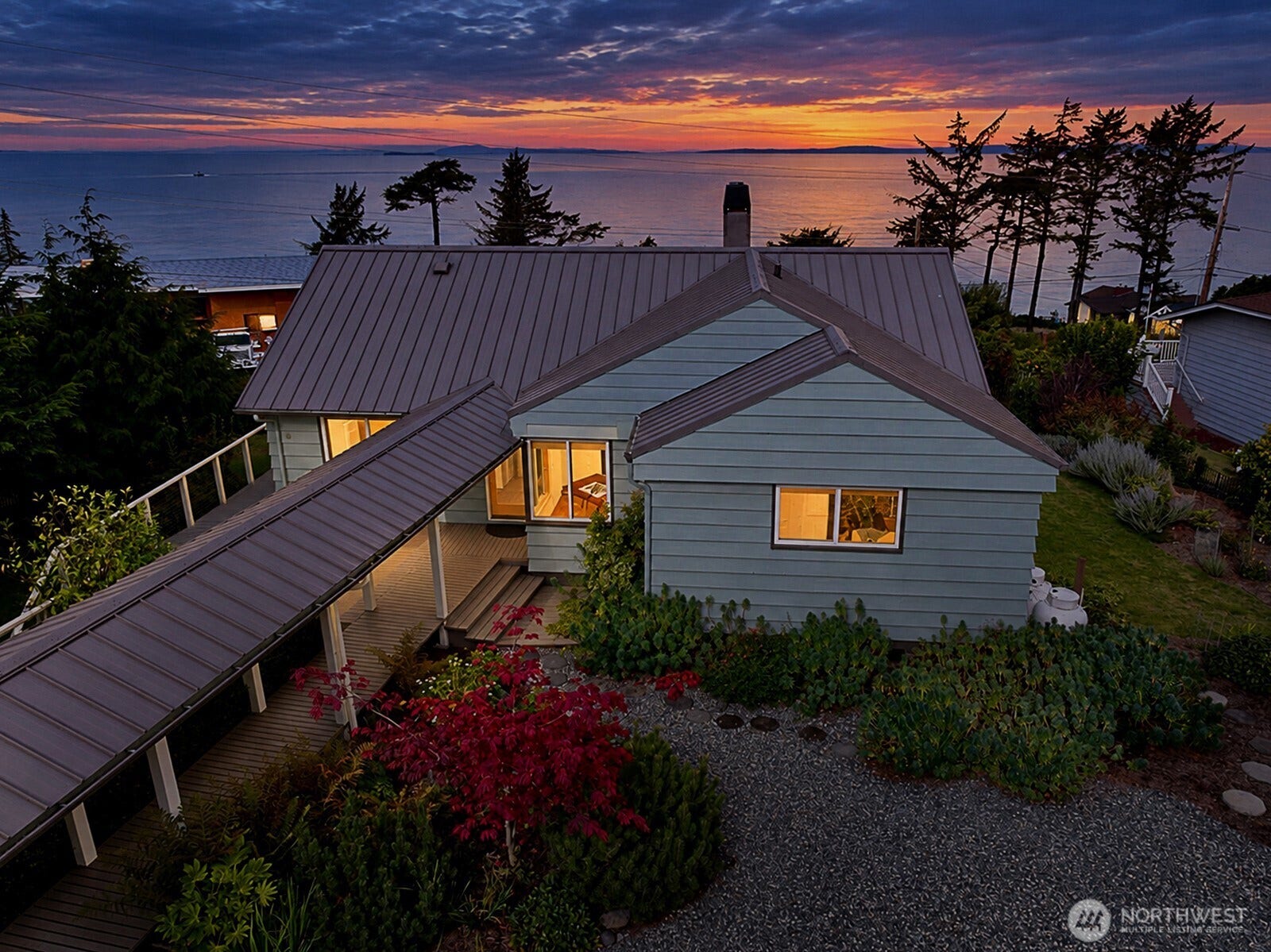 1443 Martha Way, Oak Harbor, WA 98277 1443 Martha Way, Oak Harbor, WA 98277