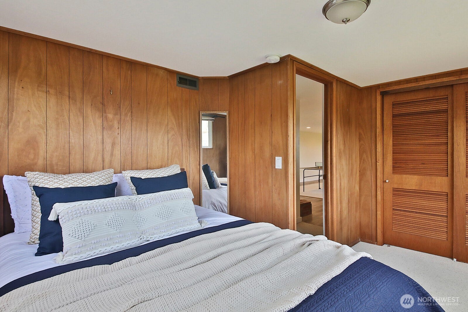 1443 Martha Way, Oak Harbor, WA 98277 1443 Martha Way, Oak Harbor, WA 98277