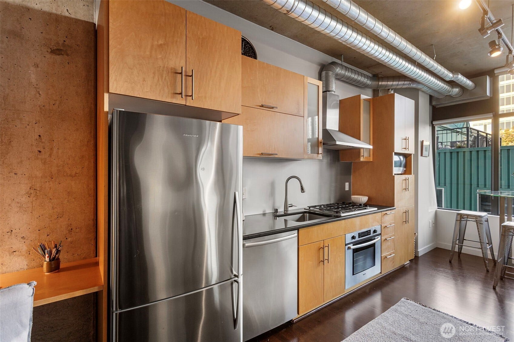 2720 3rd Avenue, #605, Seattle, WA 98121
