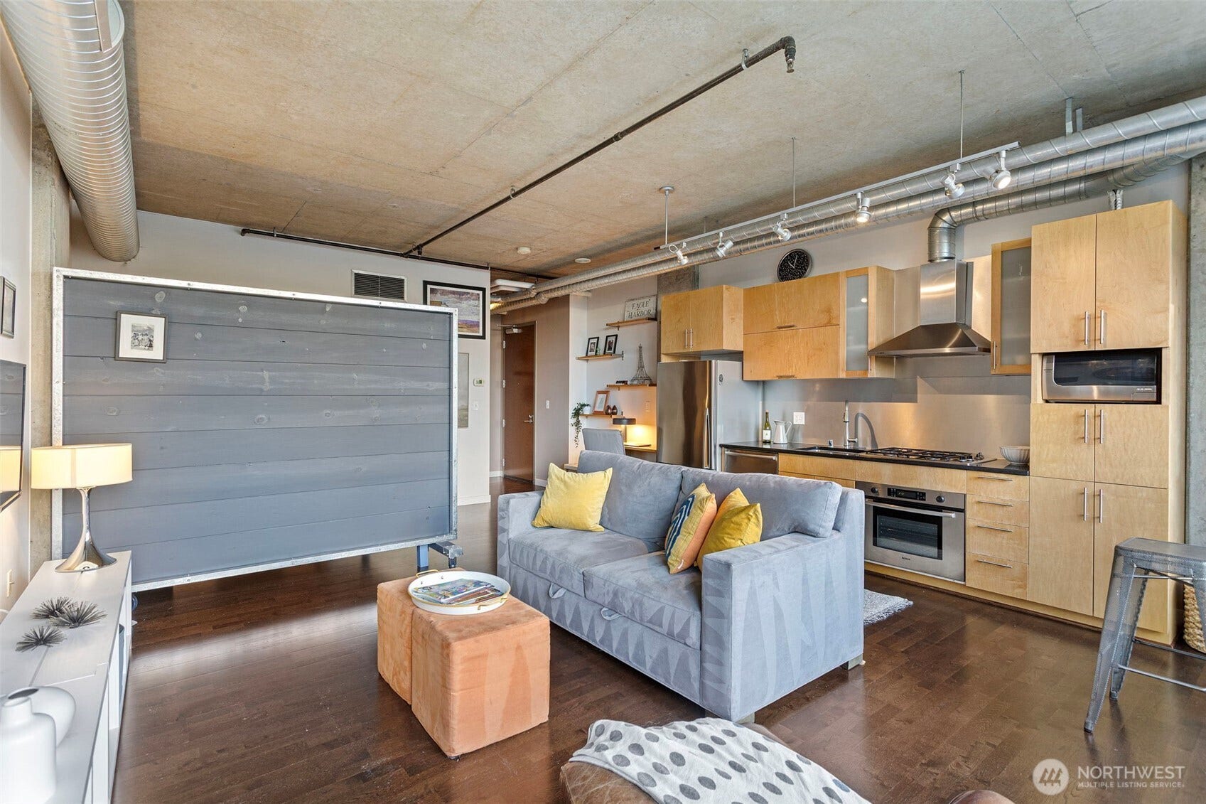 2720 3rd Avenue, #605, Seattle, WA 98121