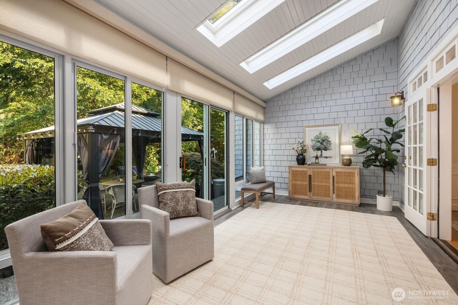19510 223rd Avenue NE, Woodinville, WA 98077 19510 223rd Avenue NE, Woodinville, WA 98077