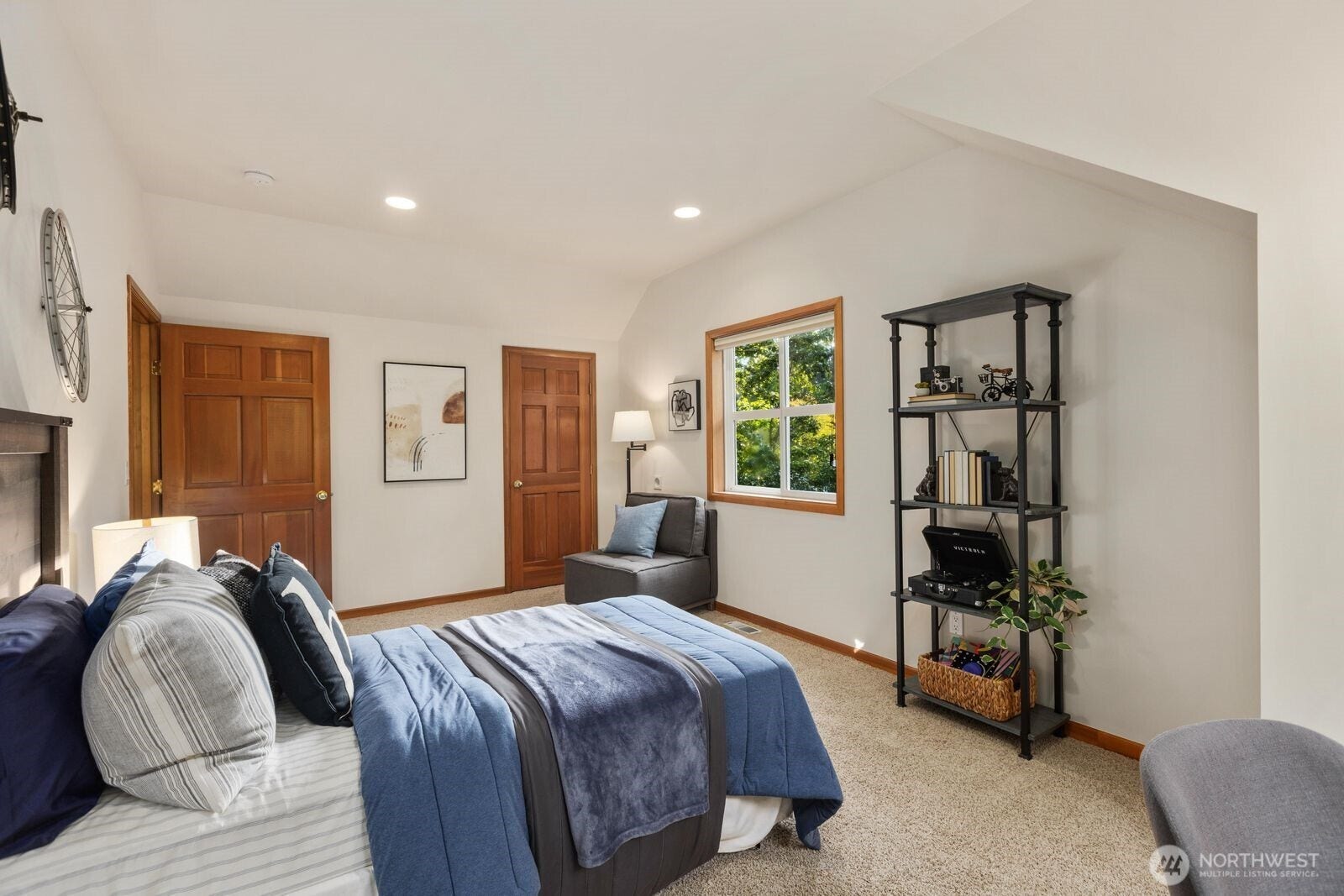 19510 223rd Avenue NE, Woodinville, WA 98077 19510 223rd Avenue NE, Woodinville, WA 98077