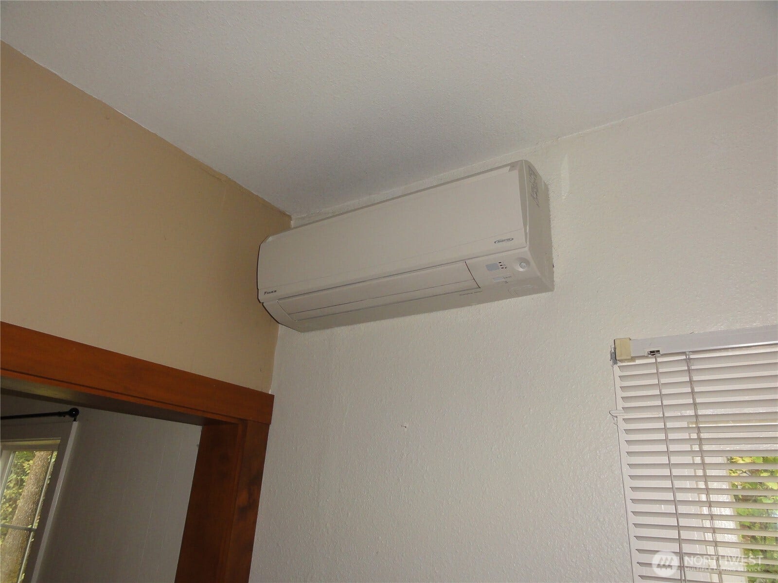 806 120th Street S, Tacoma, WA 98444 Ductless mini split
