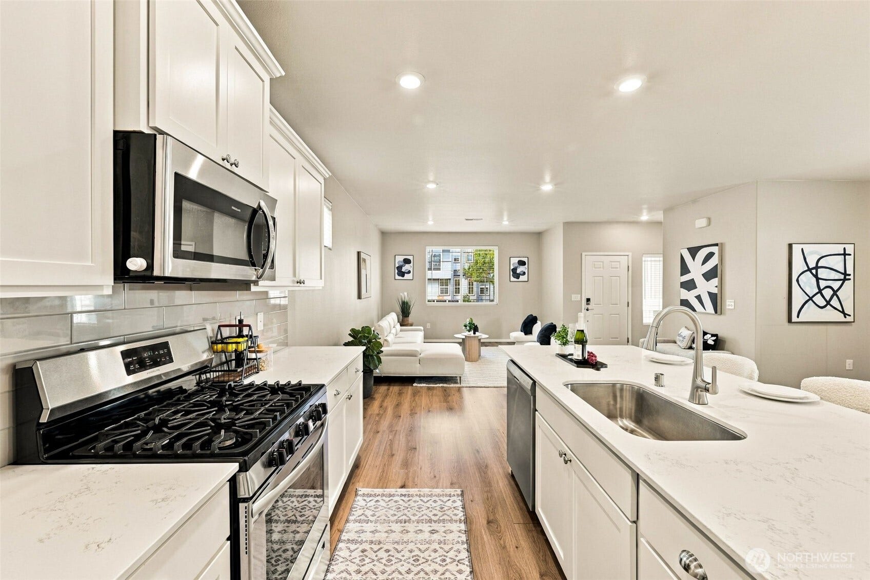 23253 SE Fir Street, Black Diamond, WA 98010