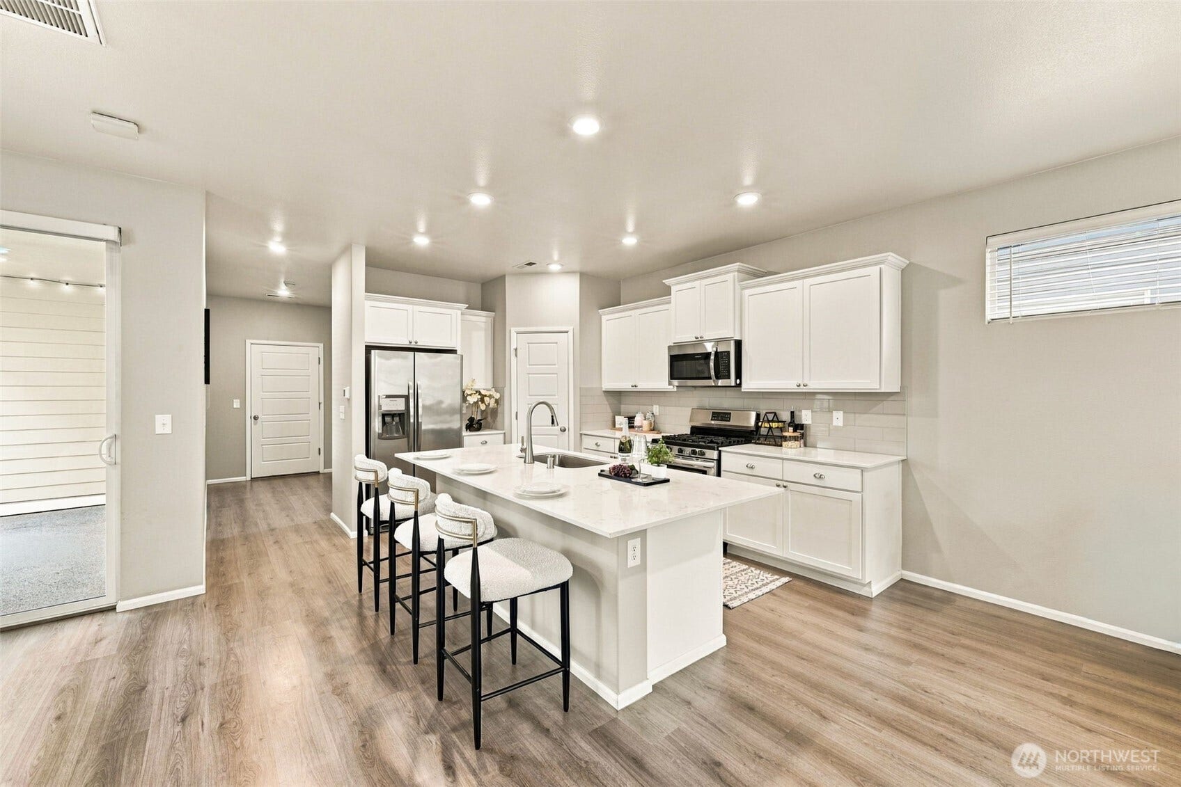 23253 SE Fir Street, Black Diamond, WA 98010