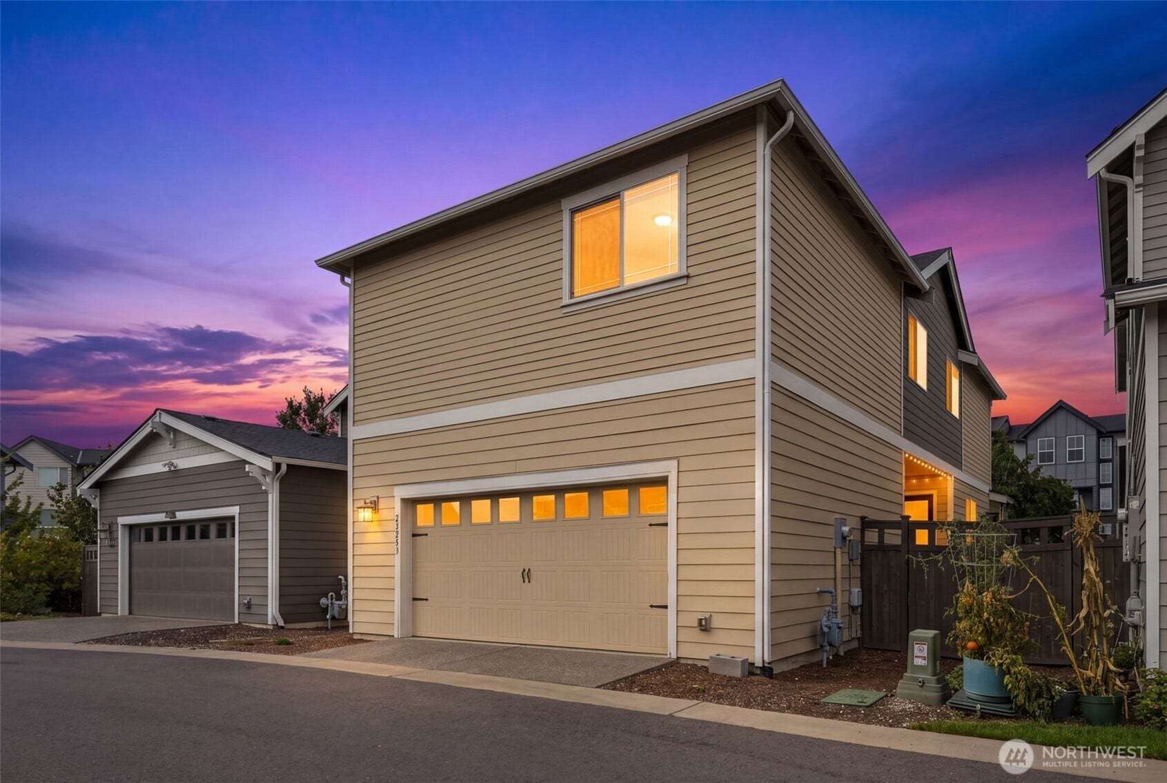 23253 SE Fir Street, Black Diamond, WA 98010