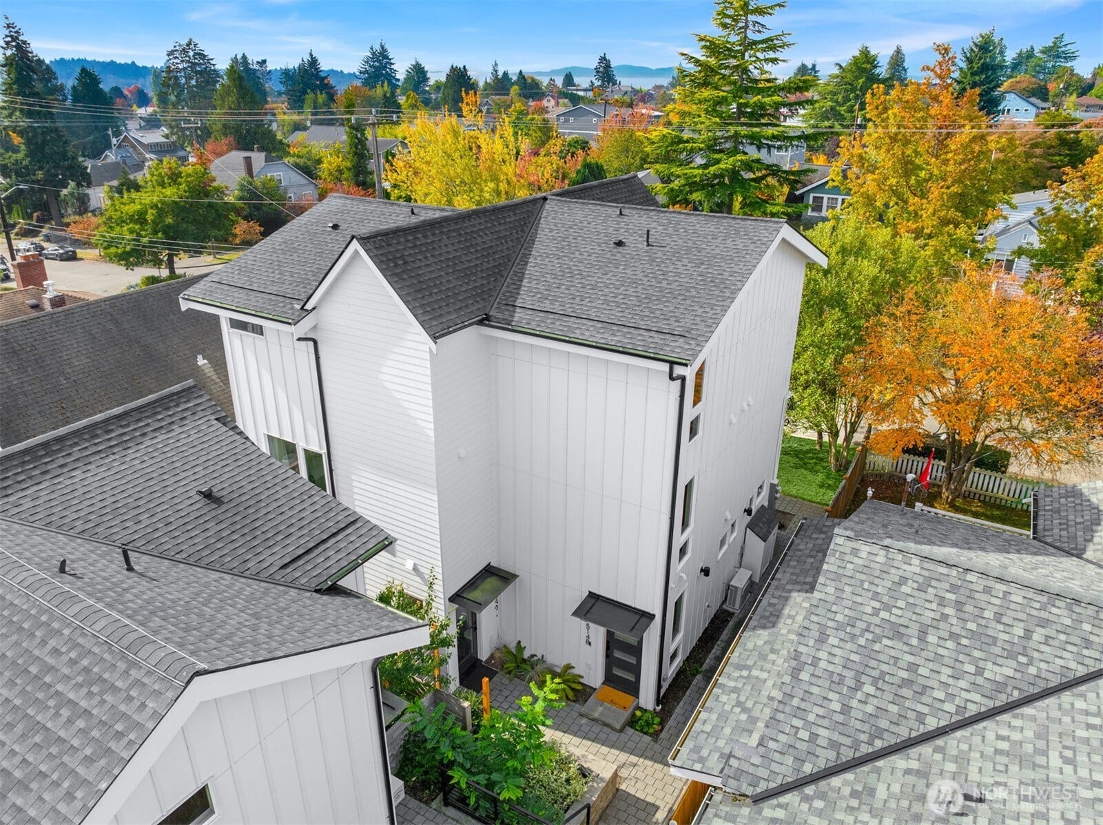 7514 28th Avenue NW, #B, Seattle, WA 98117