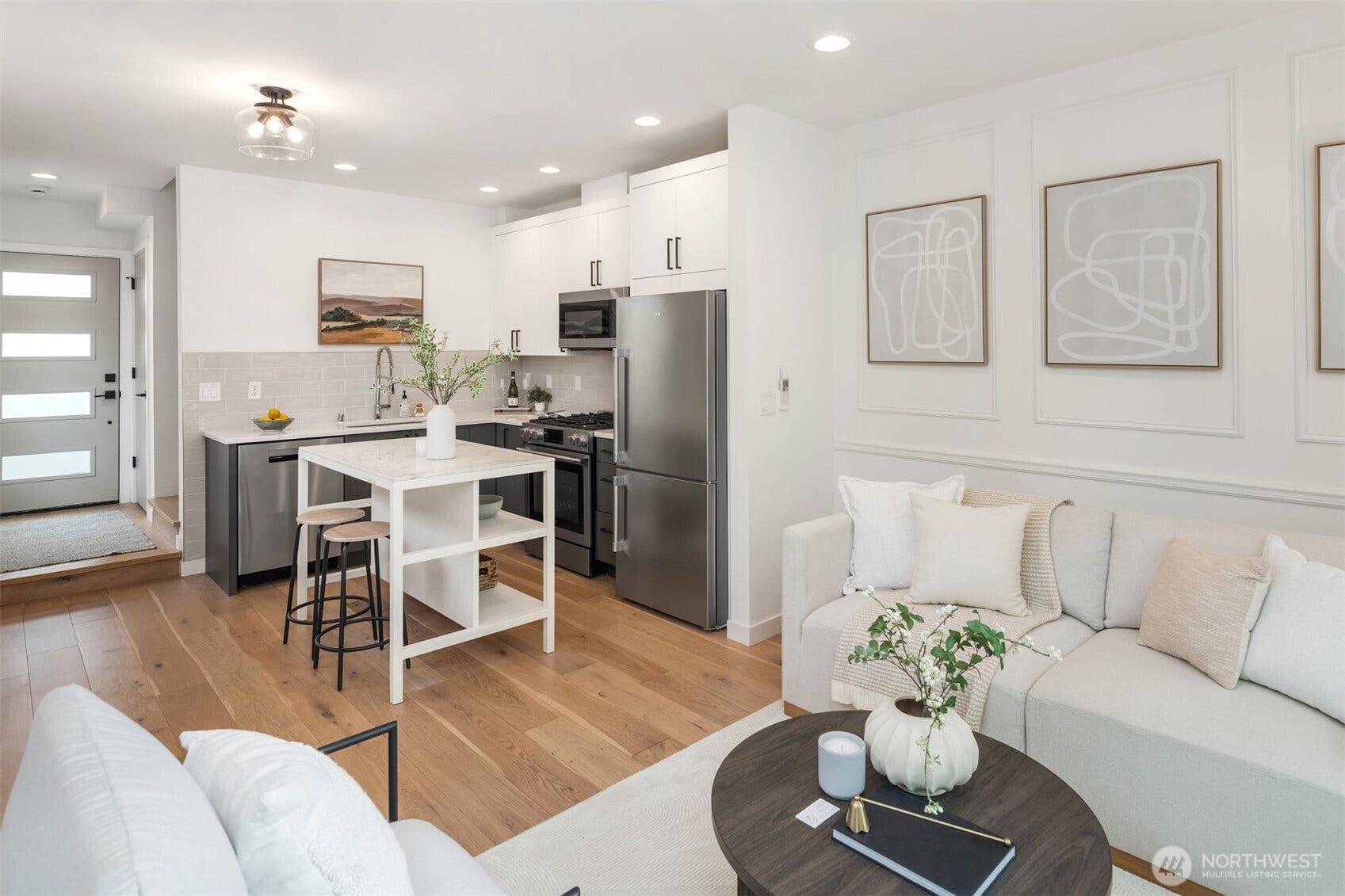7514 28th Avenue NW, #B, Seattle, WA 98117