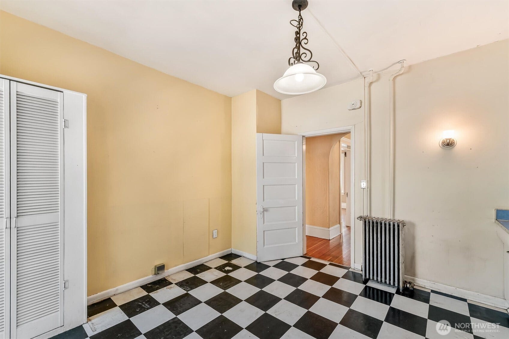 700 Warren Avenue N, Seattle, WA 98109 700 Warren Avenue N, Seattle, WA 98109