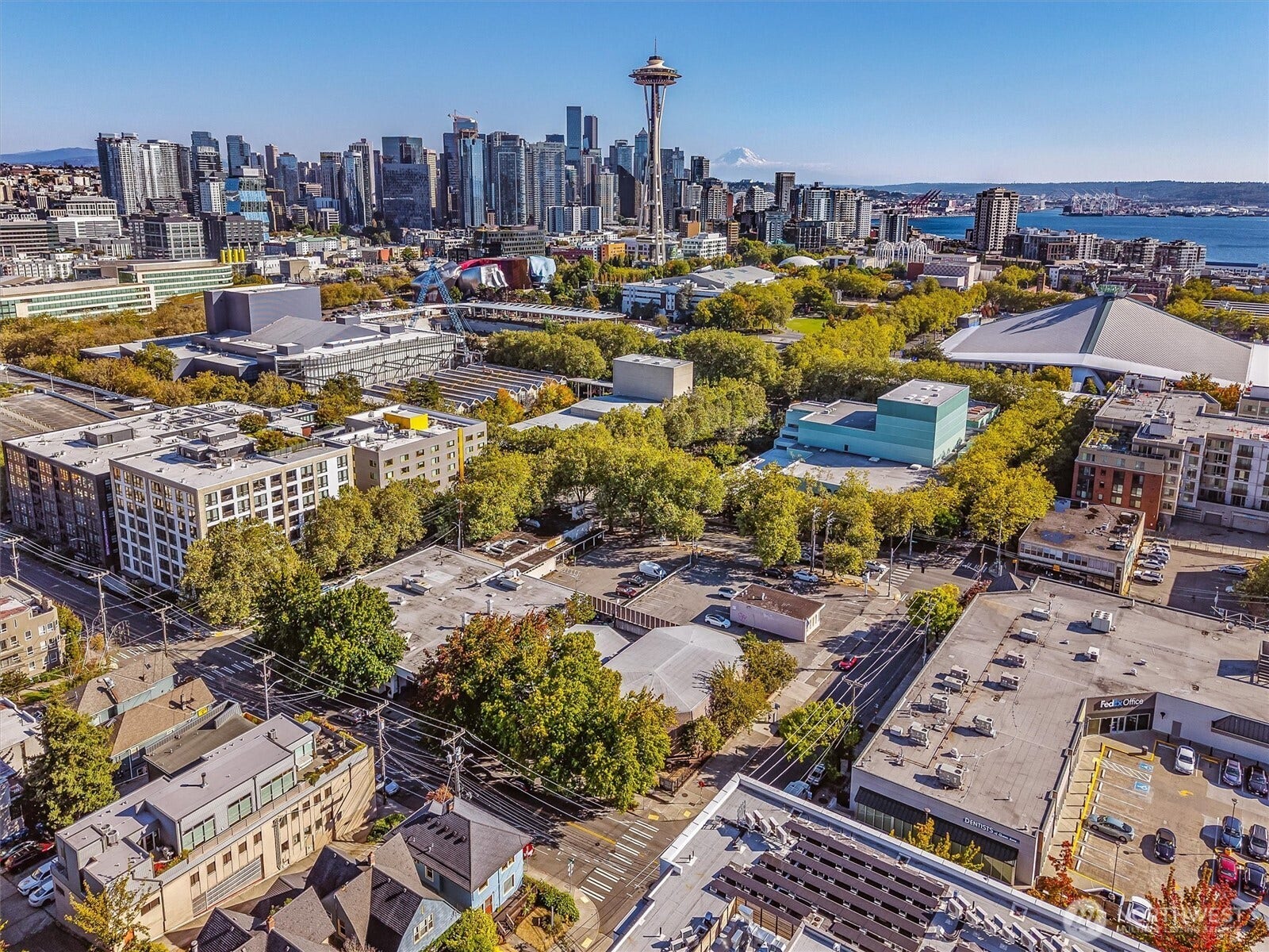 700 Warren Avenue N, Seattle, WA 98109 700 Warren Avenue N, Seattle, WA 98109