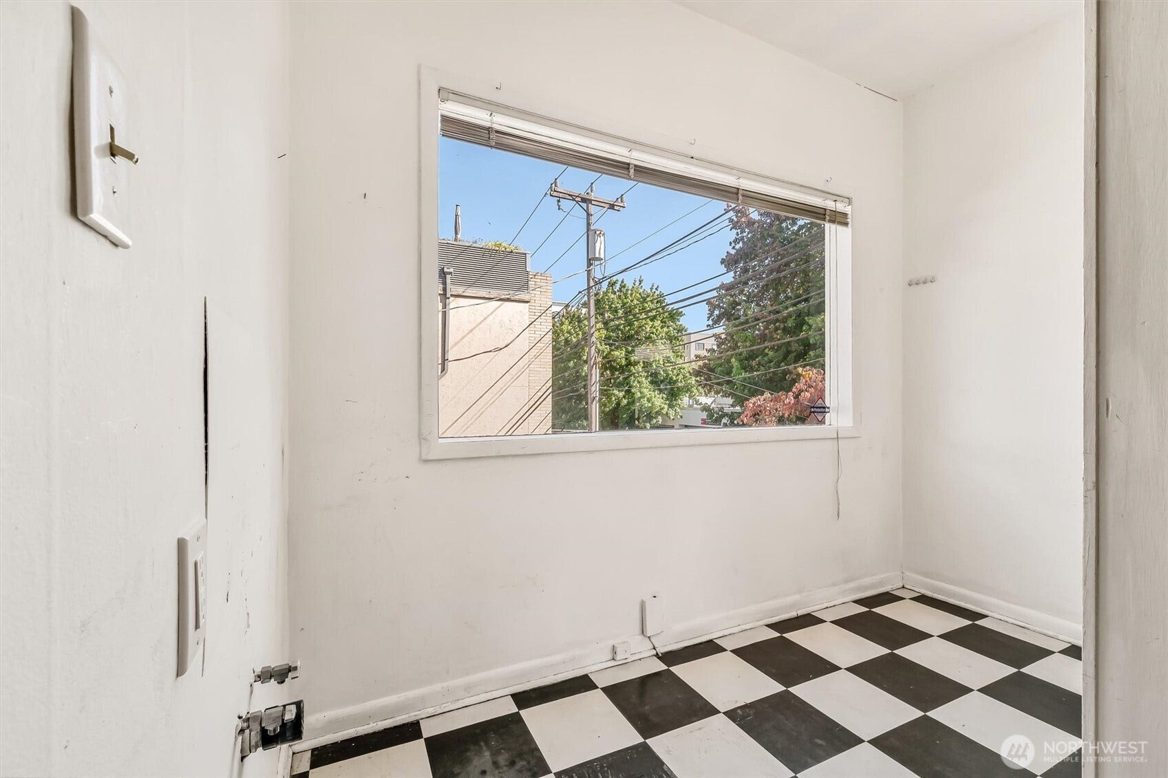 700 Warren Avenue N, Seattle, WA 98109 700 Warren Avenue N, Seattle, WA 98109