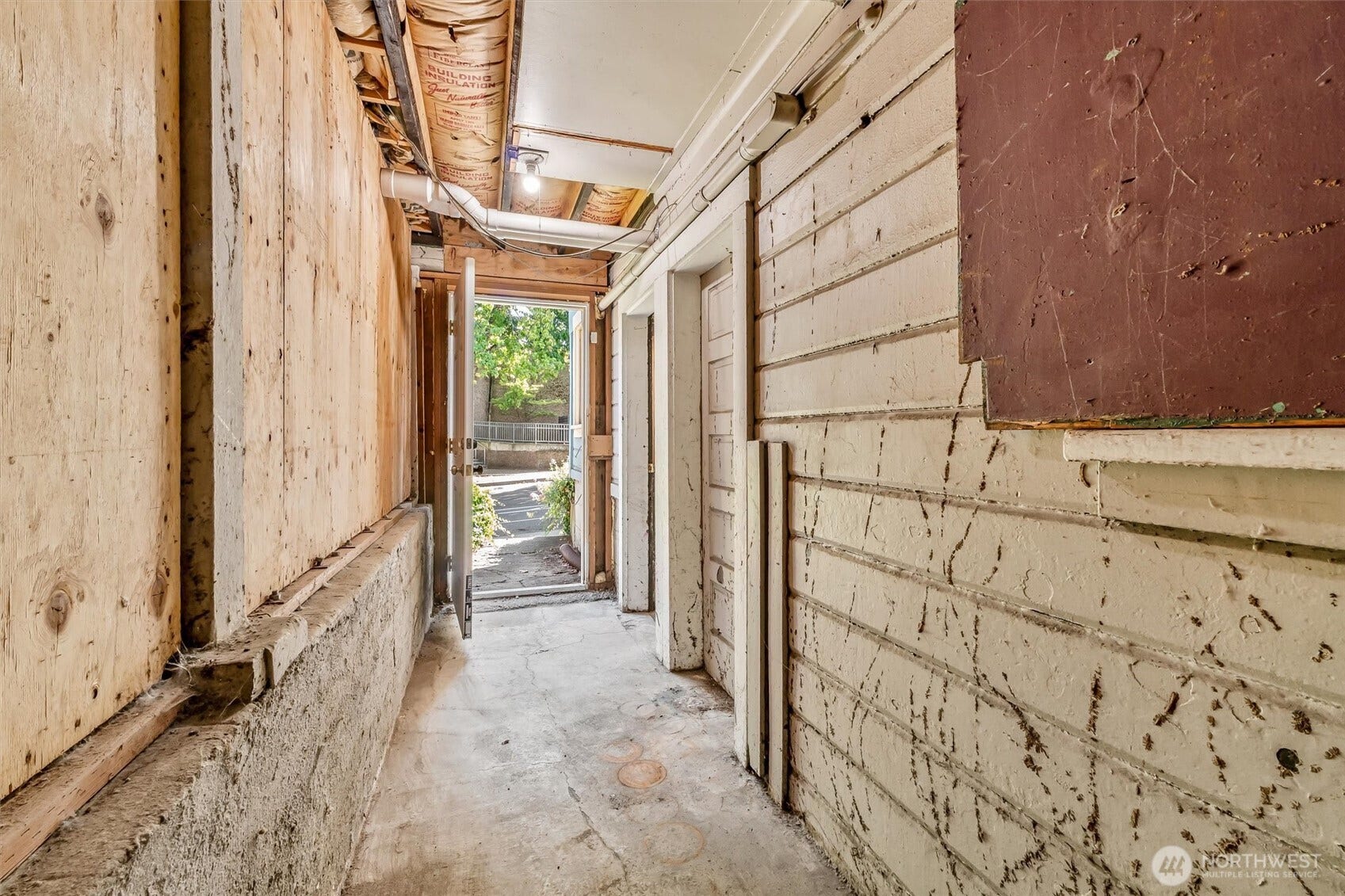 700 Warren Avenue N, Seattle, WA 98109 700 Warren Avenue N, Seattle, WA 98109