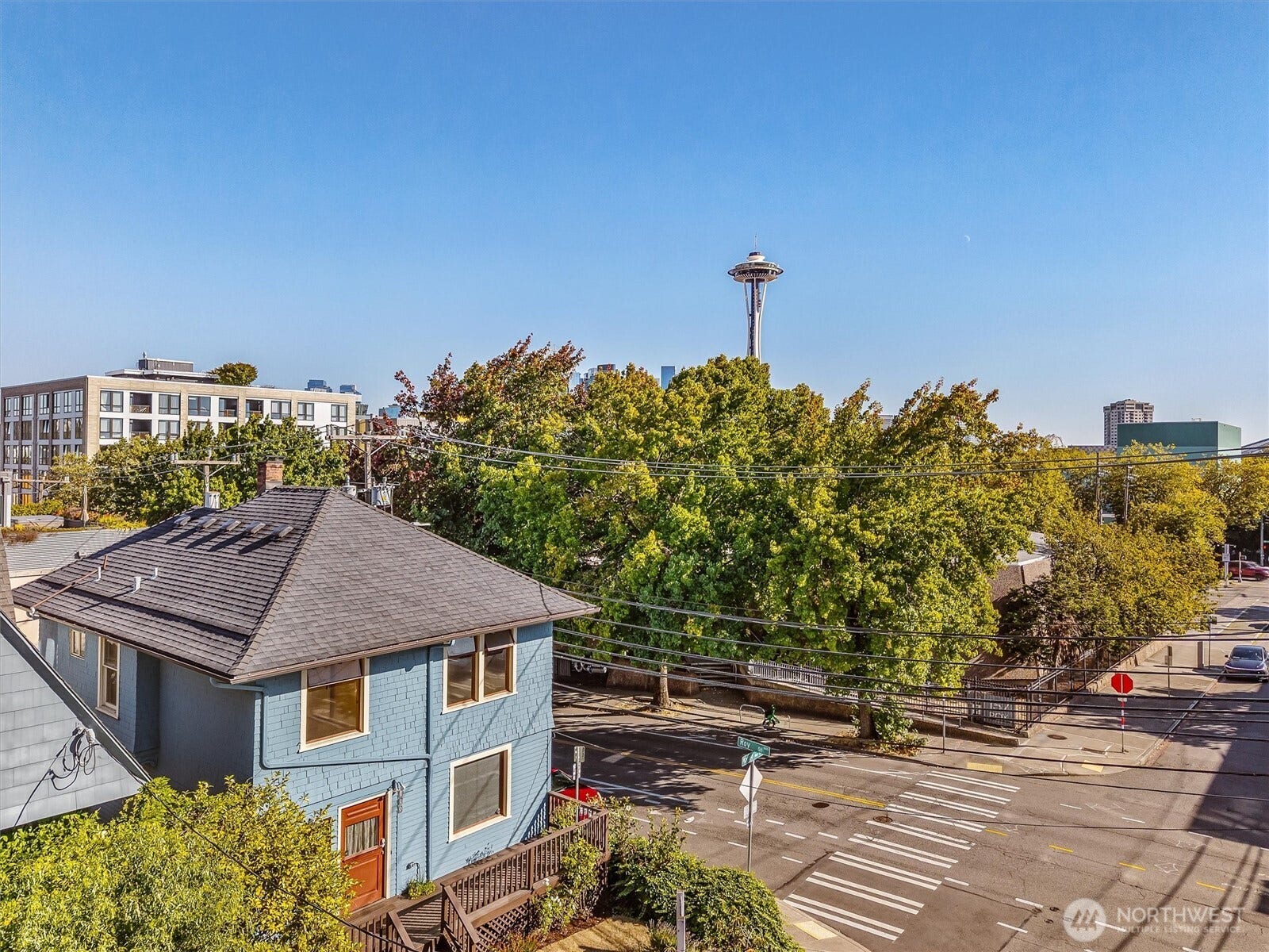 700 Warren Avenue N, Seattle, WA 98109 700 Warren Avenue N, Seattle, WA 98109