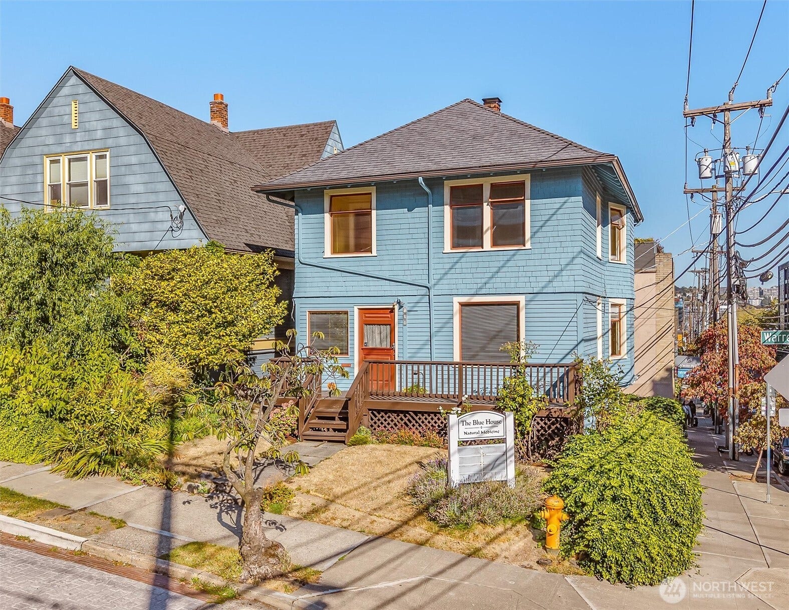 700 Warren Avenue N, Seattle, WA 98109 700 Warren Avenue N, Seattle, WA 98109