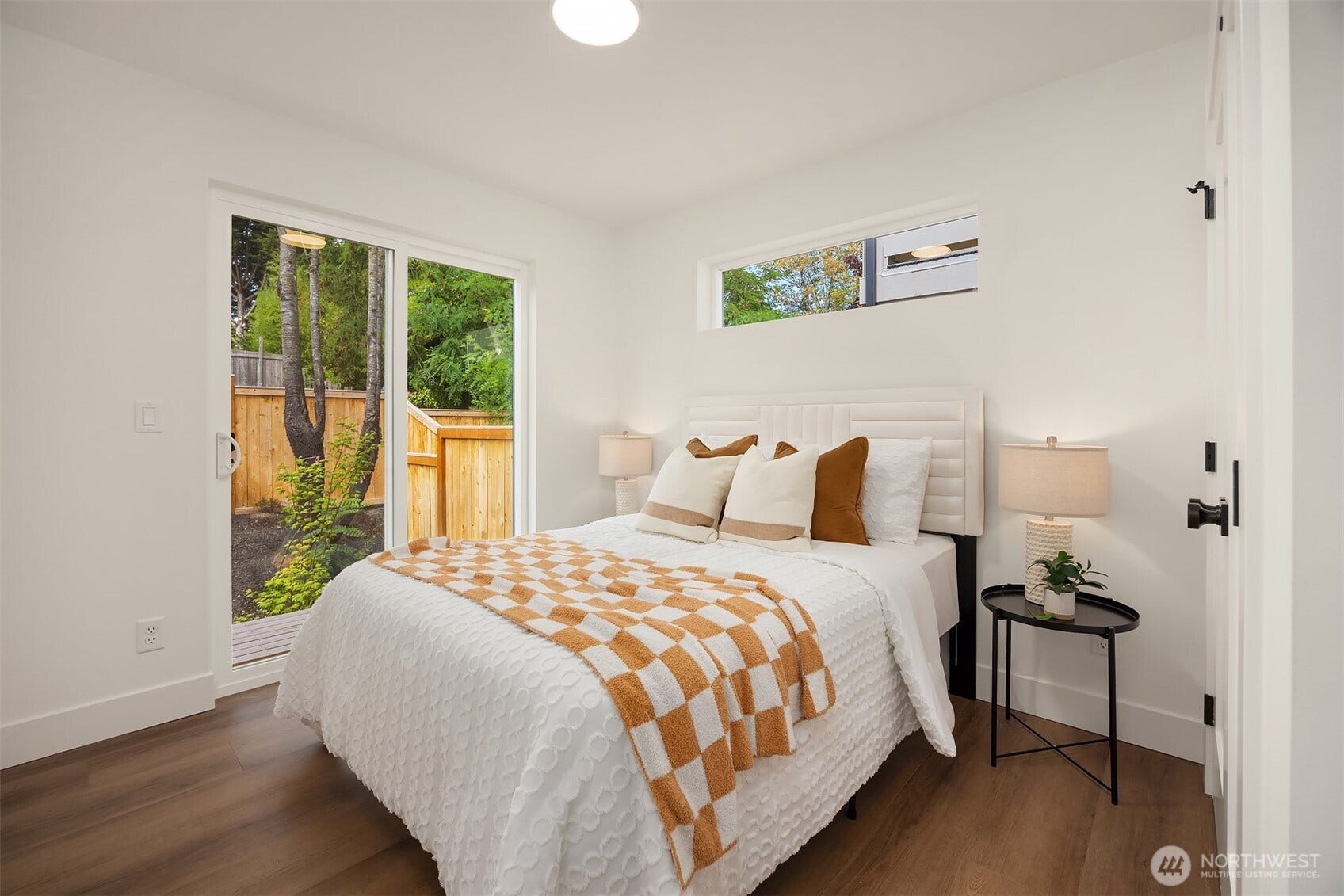 1502 N 100th Street, Seattle, WA 98133 1502 N 100th Street, Seattle, WA 98133
