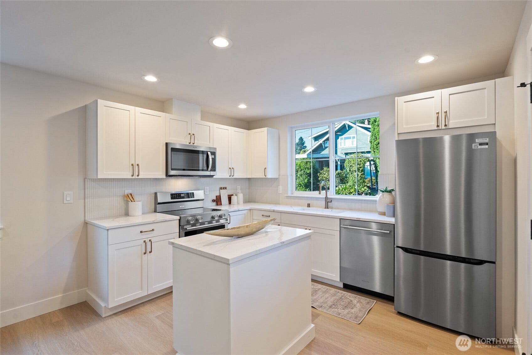 261 NW 42nd Avenue, Seattle, WA 98107