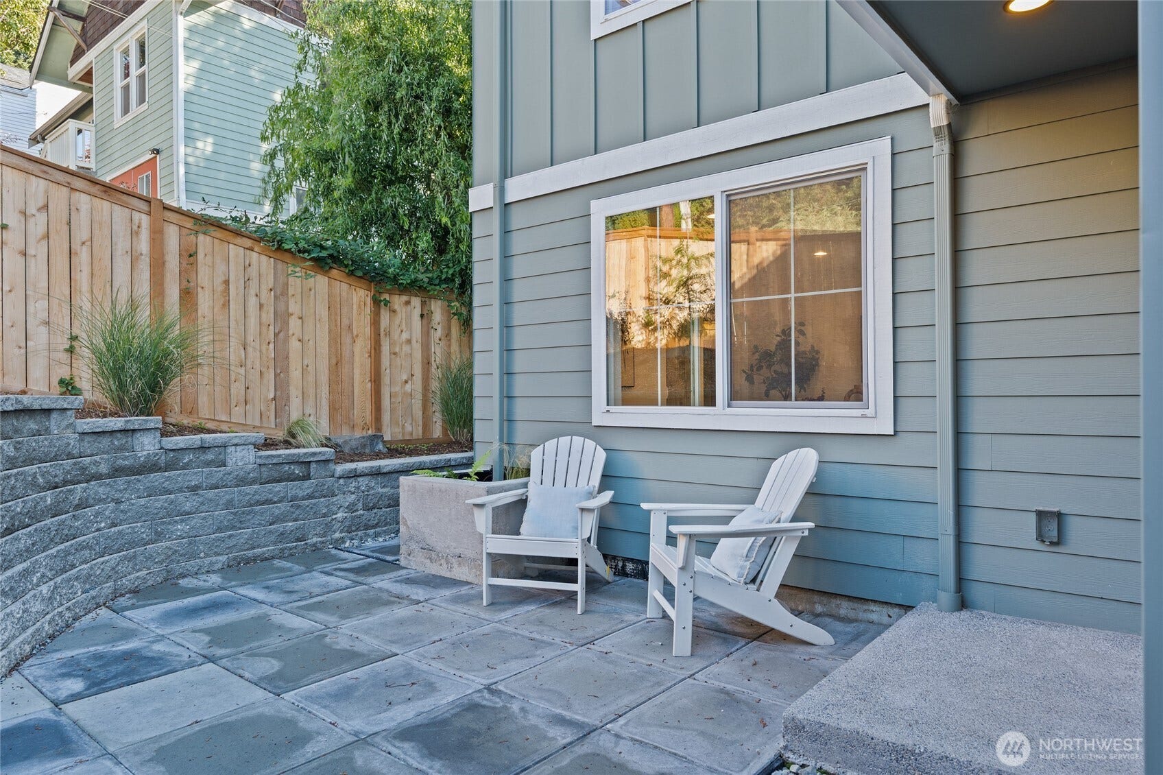 261 NW 42nd Avenue, Seattle, WA 98107