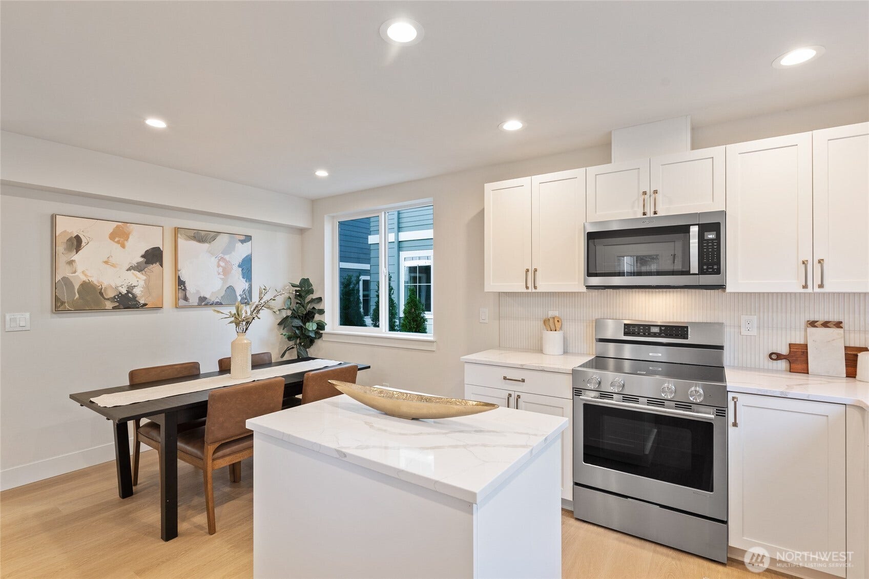 261 NW 42nd Avenue, Seattle, WA 98107