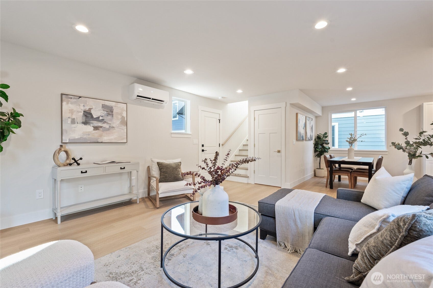 261 NW 42nd Avenue, Seattle, WA 98107