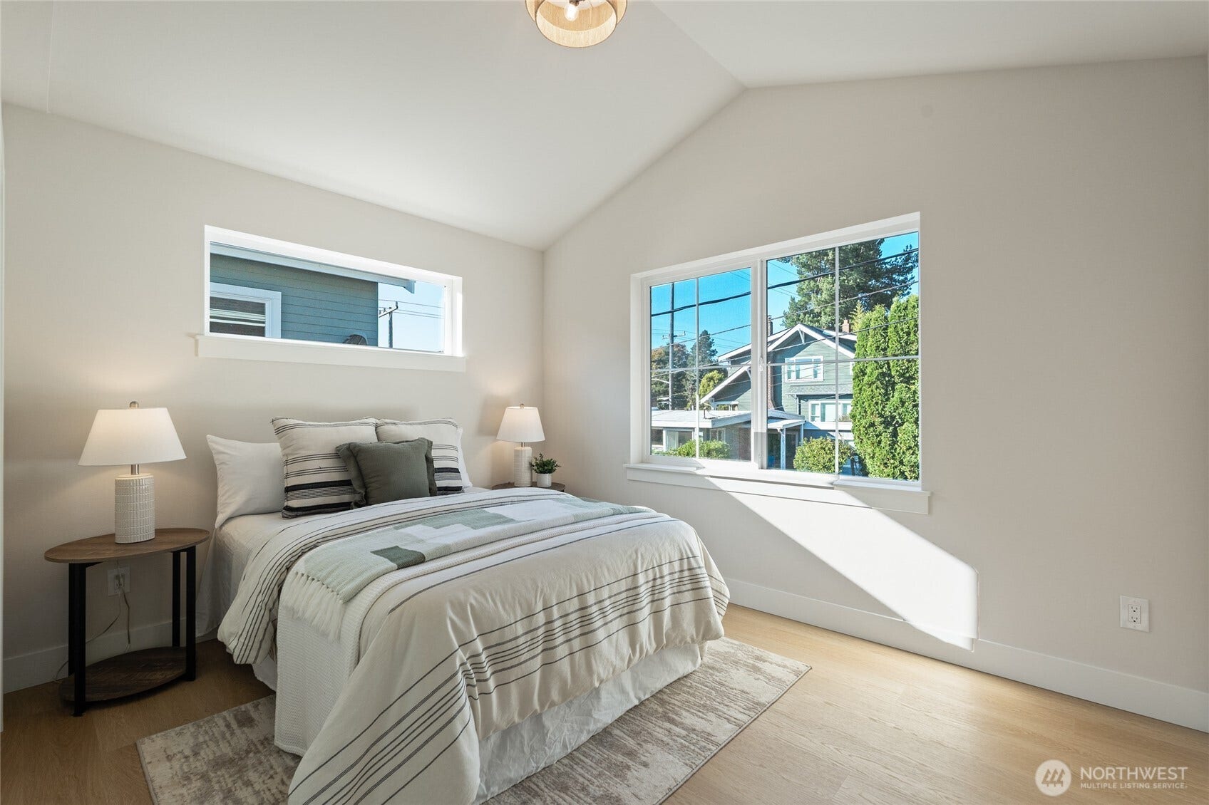 261 NW 42nd Avenue, Seattle, WA 98107