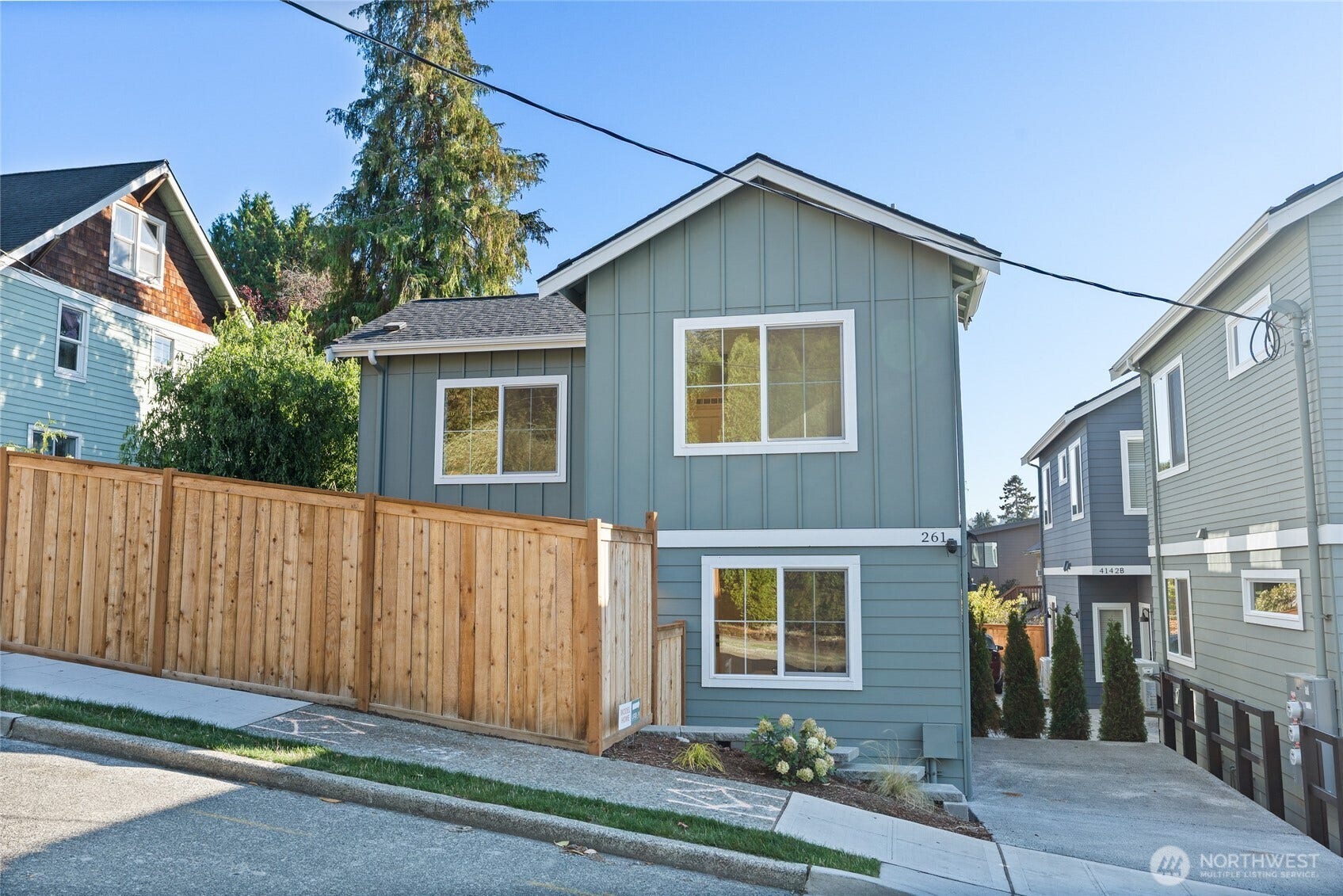 261 NW 42nd Avenue, Seattle, WA 98107