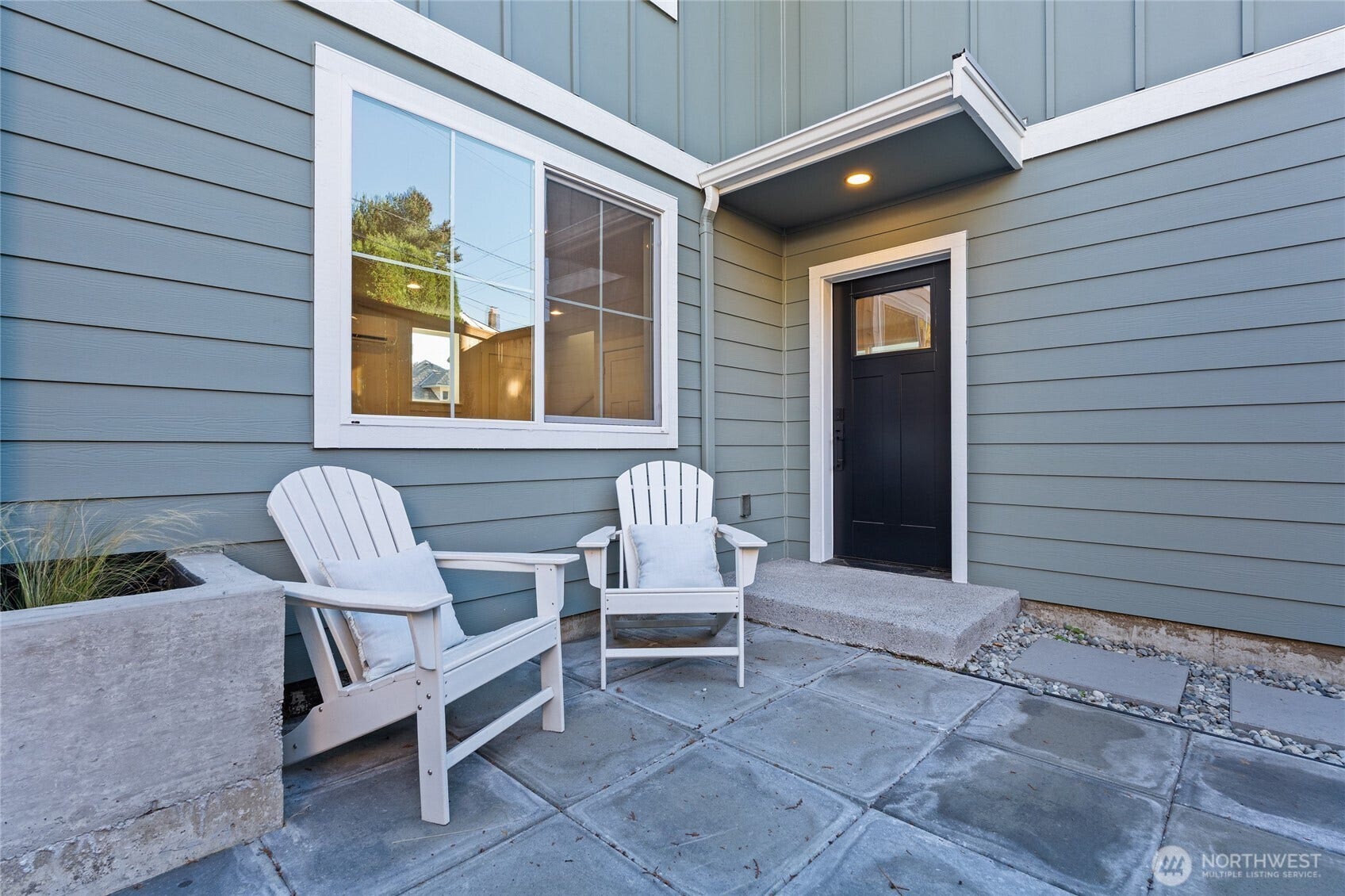 261 NW 42nd Avenue, Seattle, WA 98107