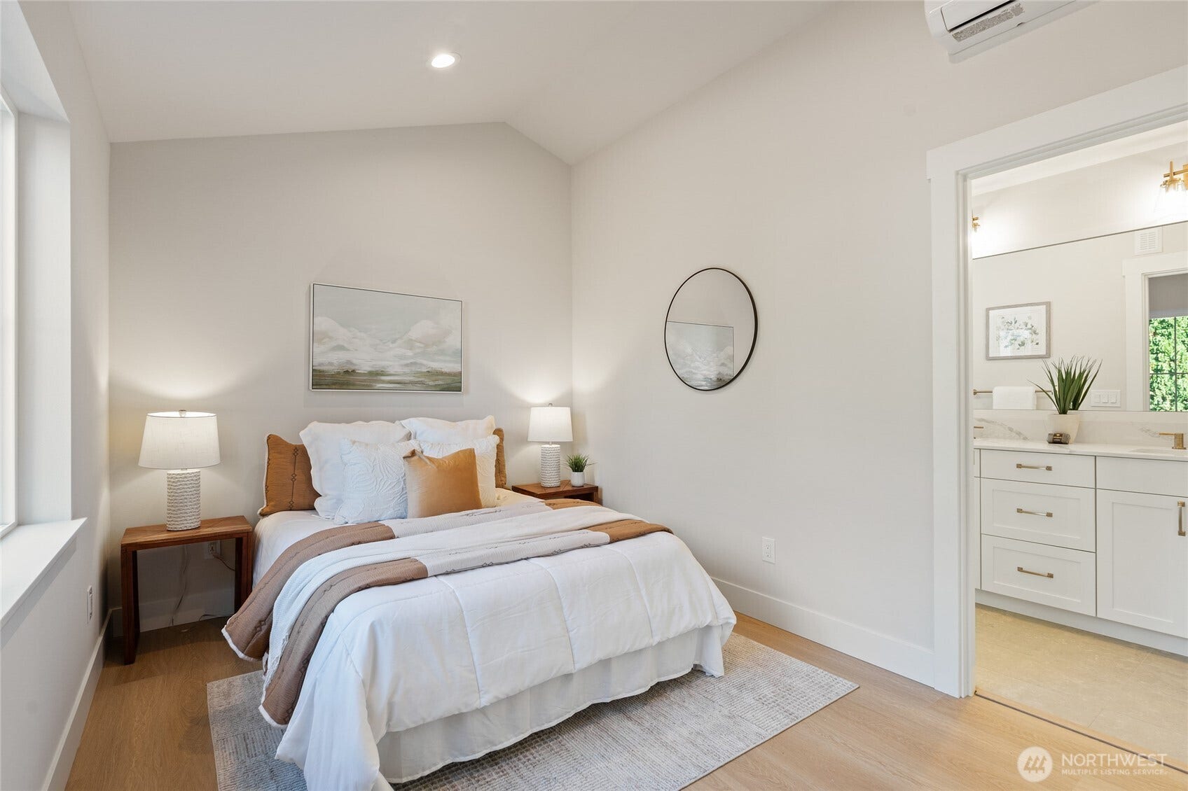 261 NW 42nd Avenue, Seattle, WA 98107