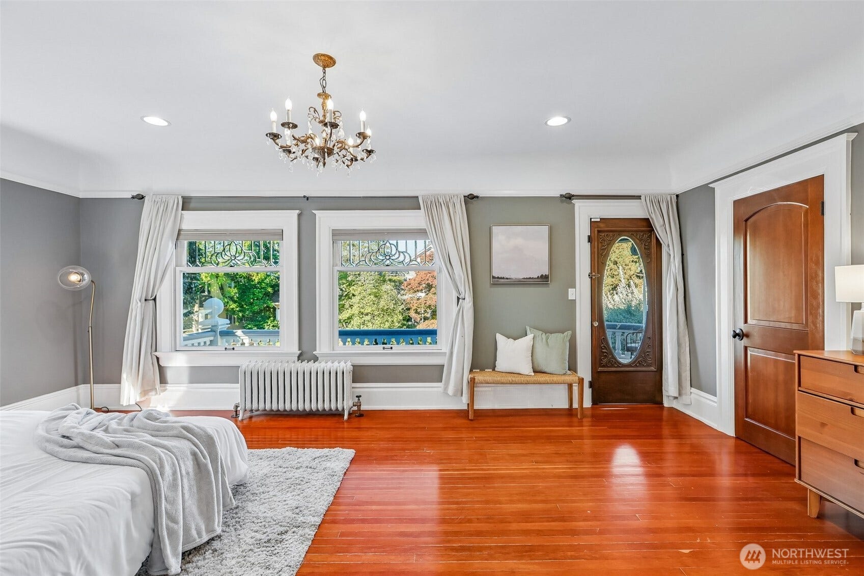 5260 16th Avenue NE, Seattle, WA 98105 Primary bedroom