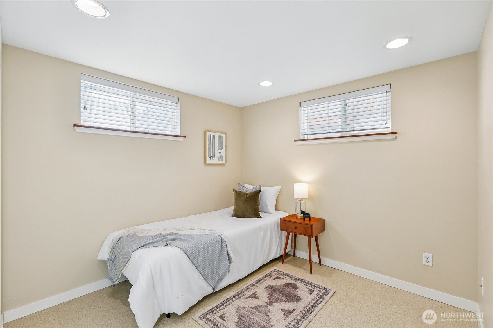 5260 16th Avenue NE, Seattle, WA 98105 bedroom 1 downstairs