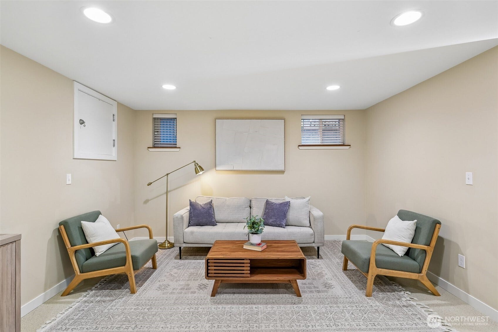 5260 16th Avenue NE, Seattle, WA 98105 5260 16th Avenue NE, Seattle, WA 98105