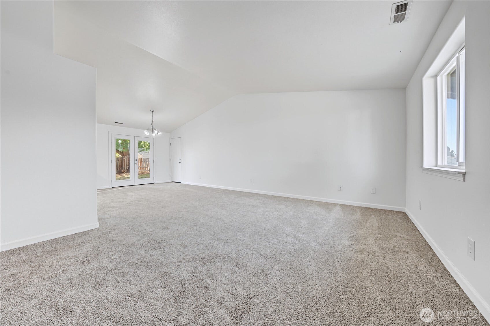 1016 E Hayden Drive, Moses Lake, WA 98837 1016 E Hayden Drive, Moses Lake, WA 98837