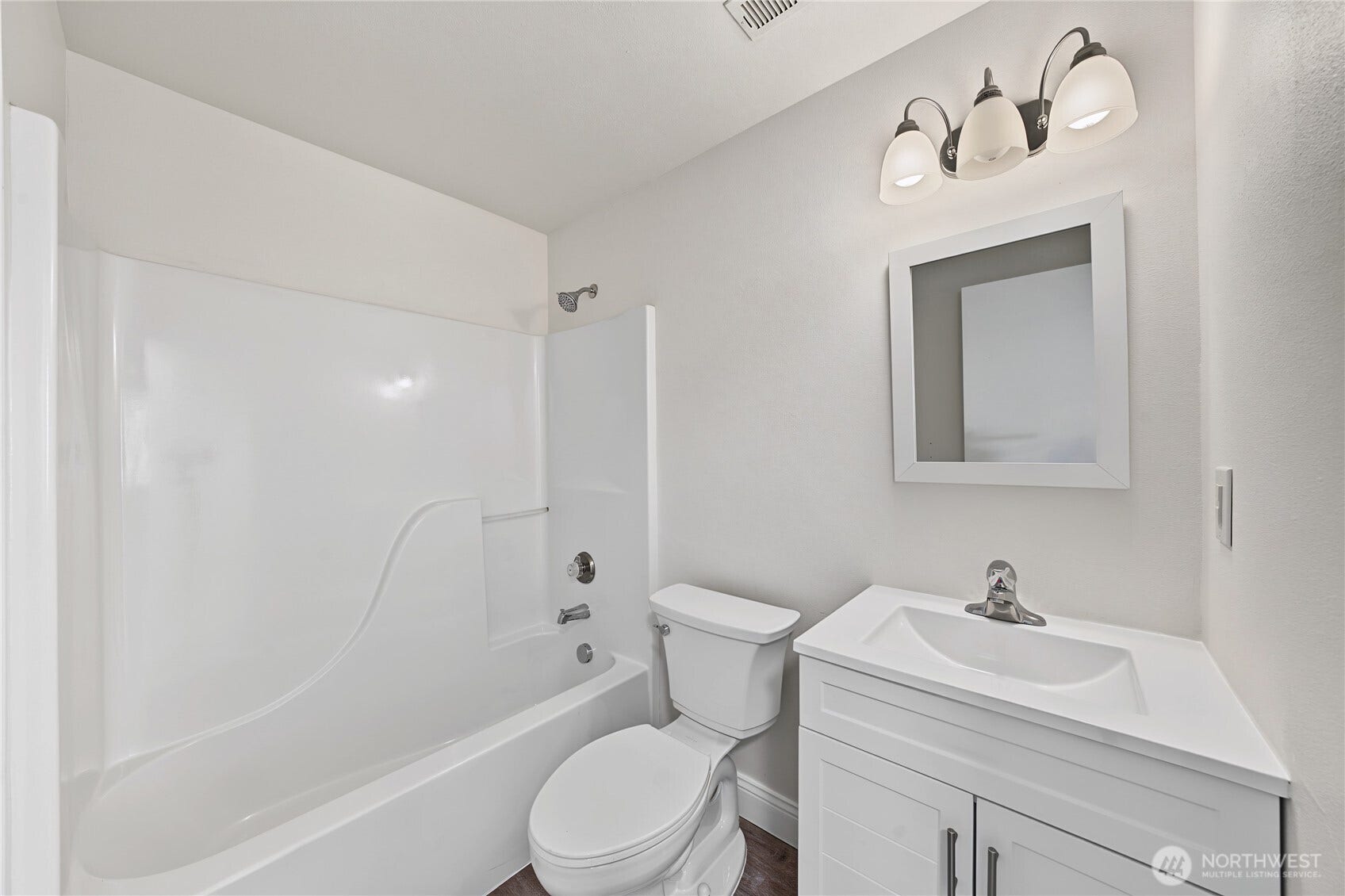 1016 E Hayden Drive, Moses Lake, WA 98837 1016 E Hayden Drive, Moses Lake, WA 98837