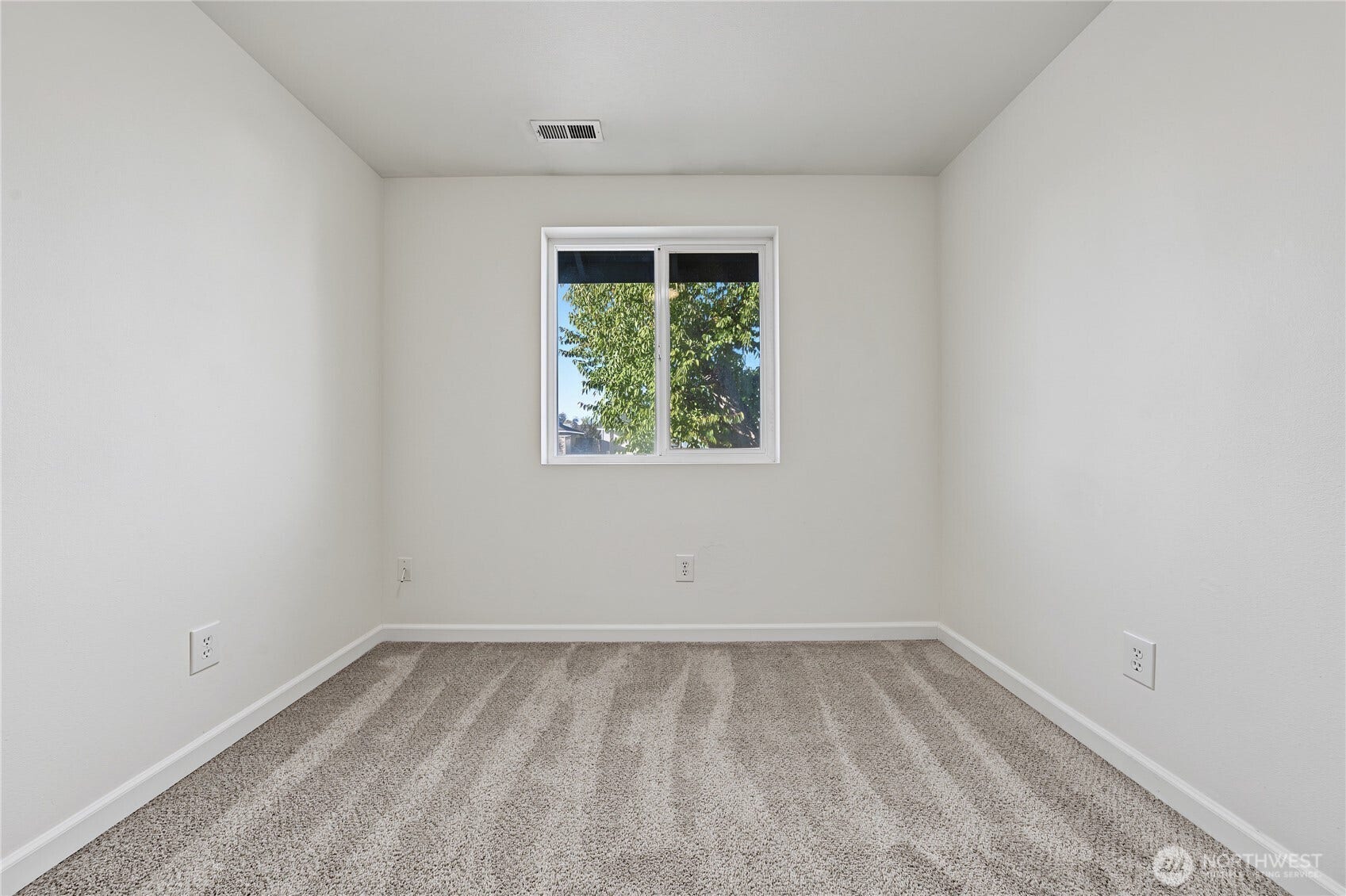 1016 E Hayden Drive, Moses Lake, WA 98837 1016 E Hayden Drive, Moses Lake, WA 98837