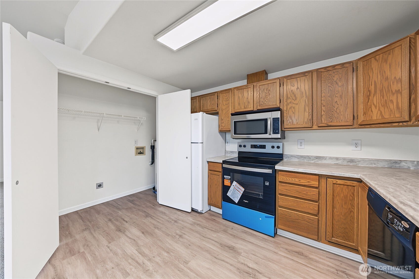 1016 E Hayden Drive, Moses Lake, WA 98837 1016 E Hayden Drive, Moses Lake, WA 98837