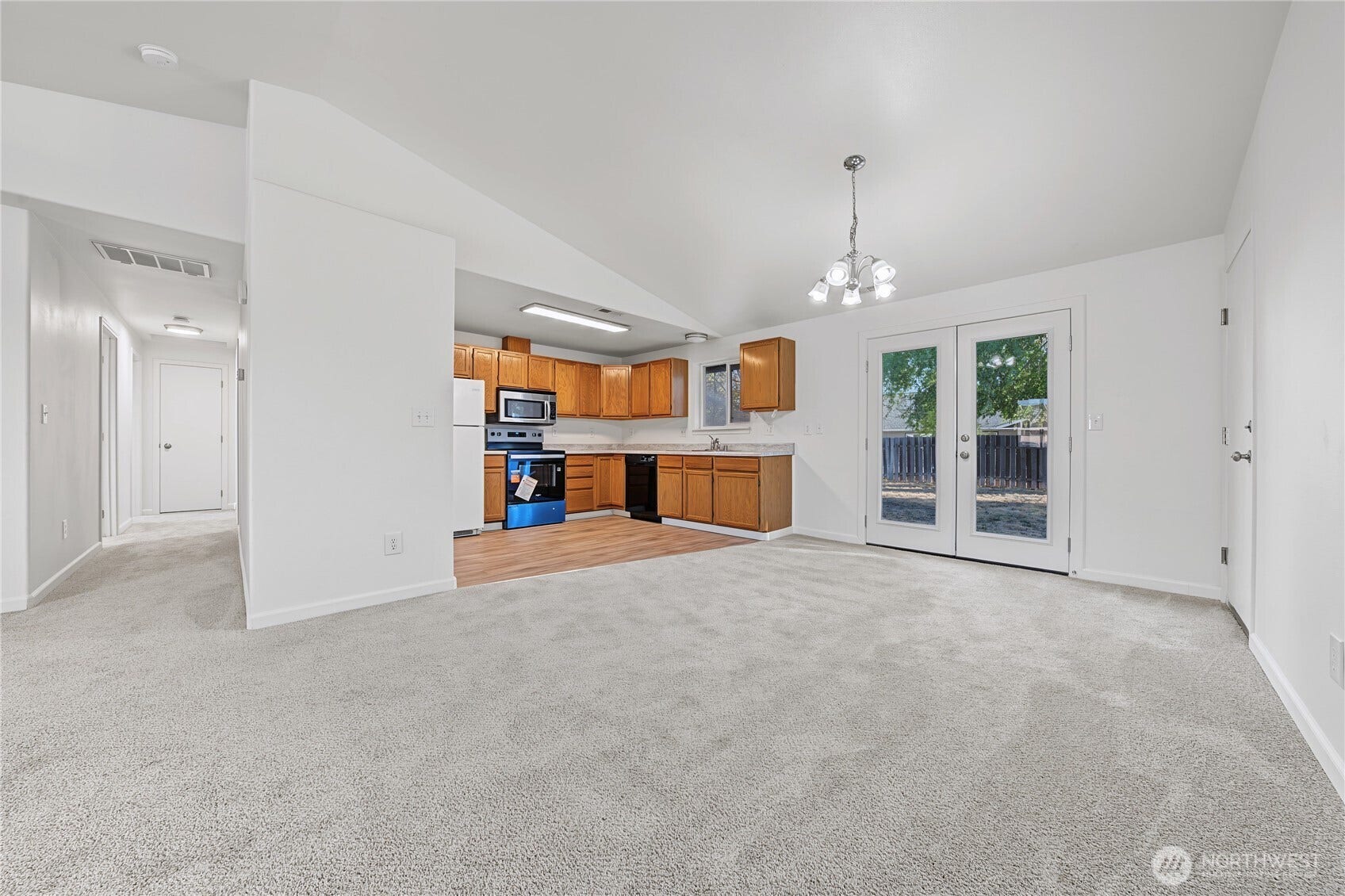 1016 E Hayden Drive, Moses Lake, WA 98837 1016 E Hayden Drive, Moses Lake, WA 98837